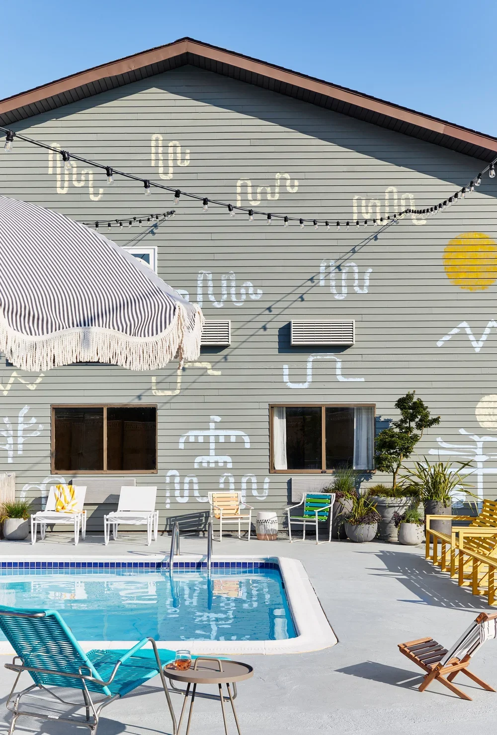 Wayfinder - Newport, RI. Murals.