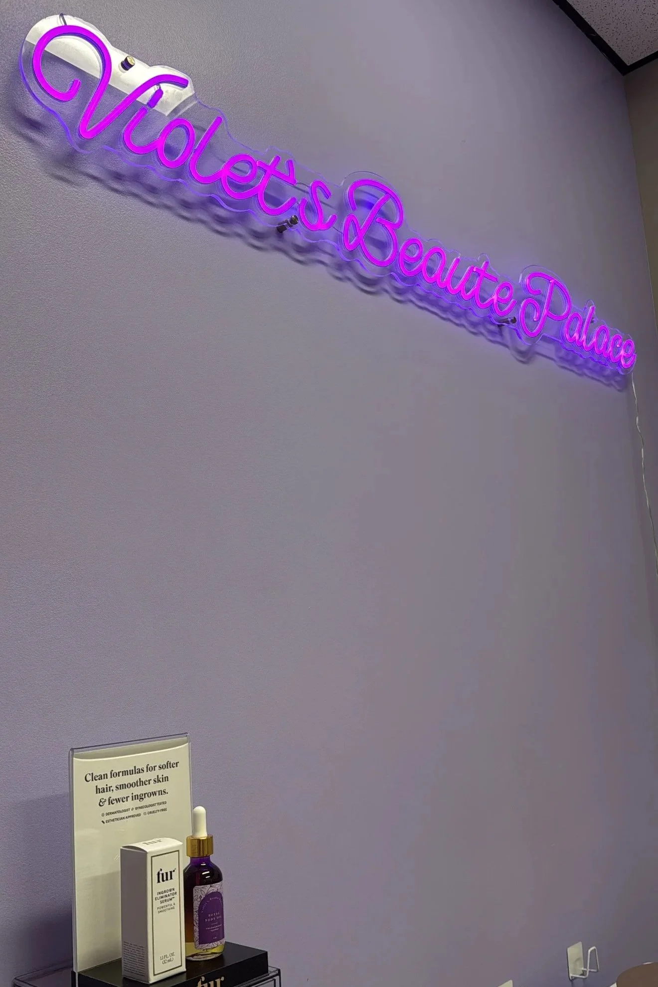 Violet's Beaute Palace, Arlington Waxing studio