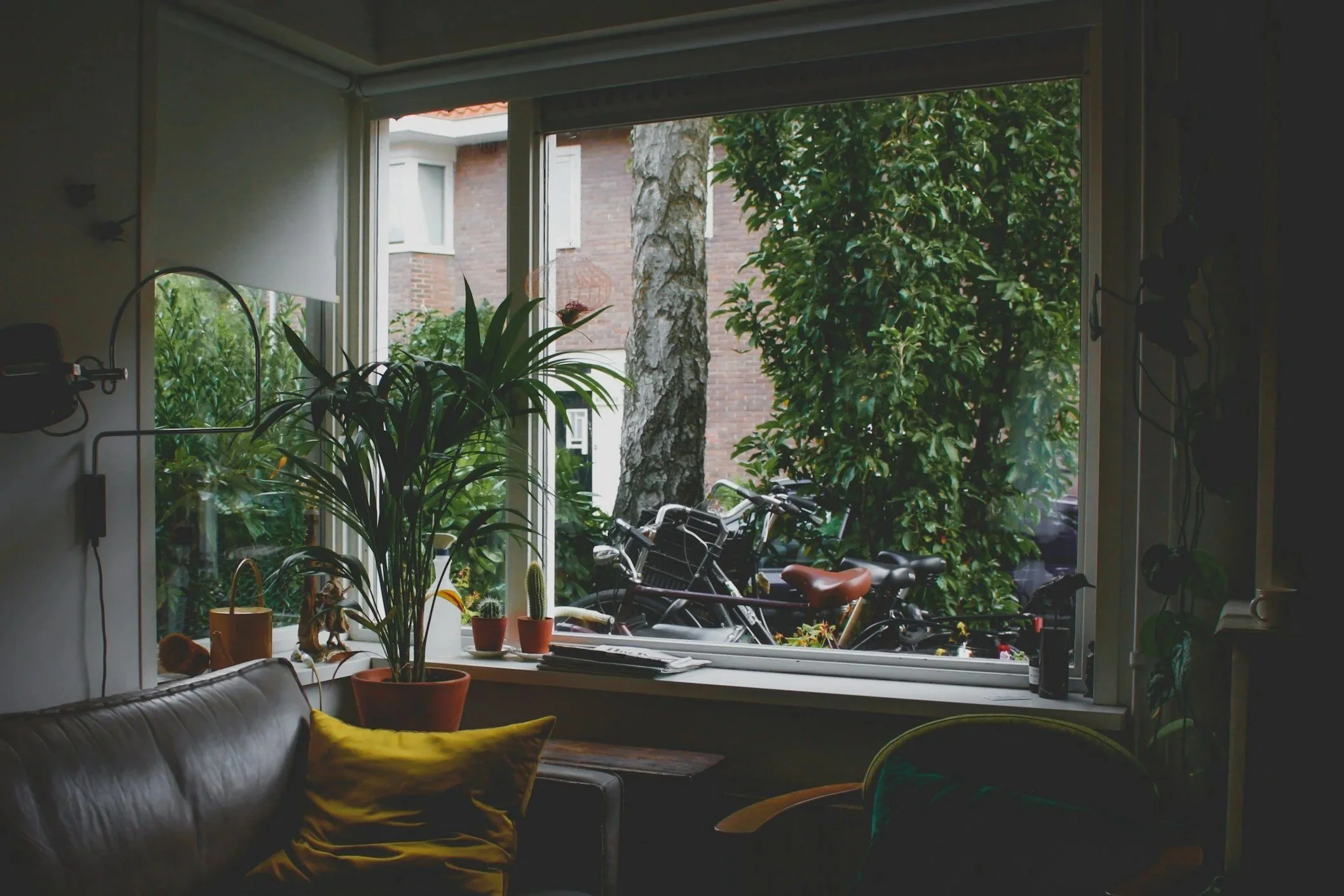 The AC Is On, but the Brain Is Fried: A Mid-Week Sensory Reset</span>