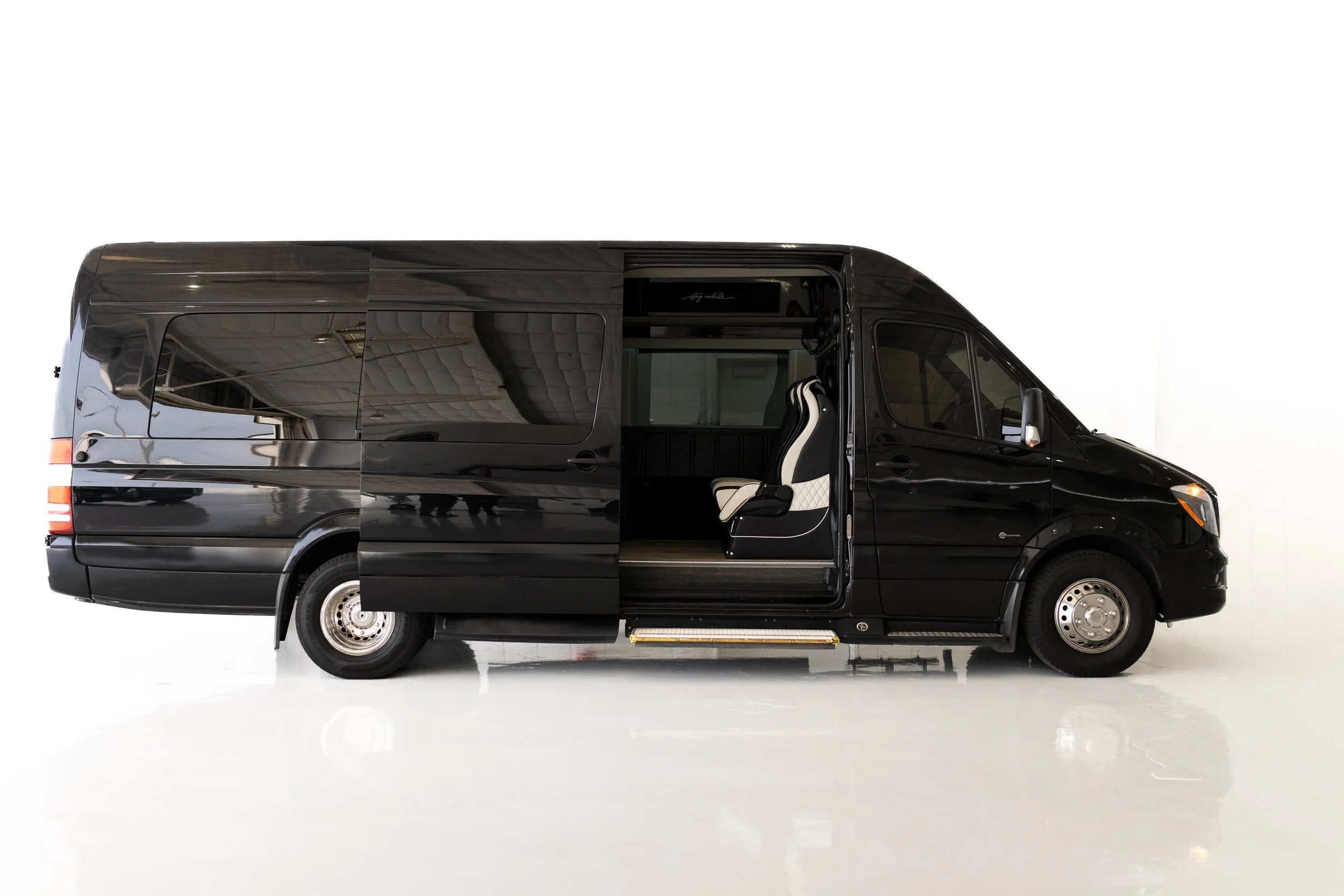 Mercedes Executive Sprinter chauffeur service Texas