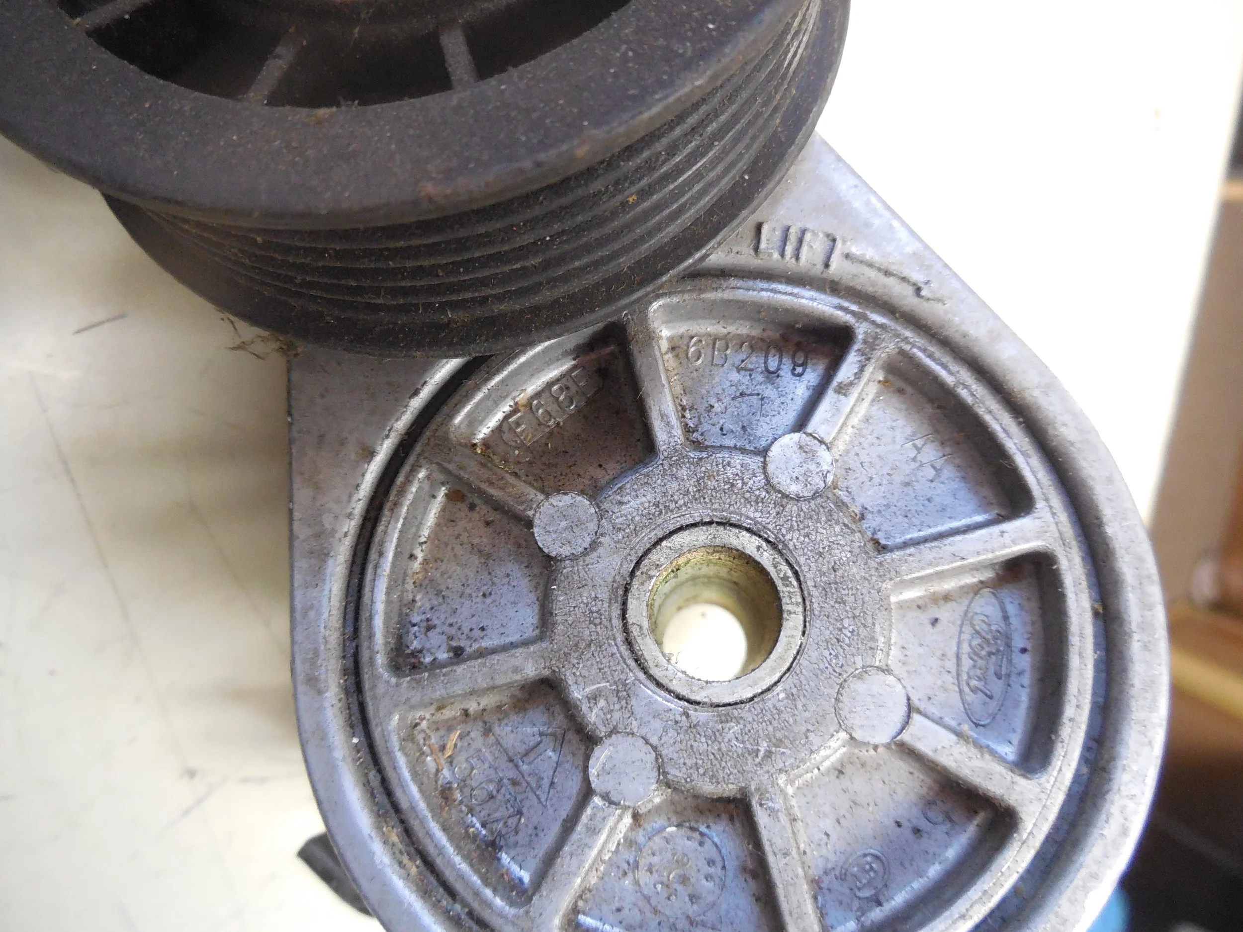 New 1988-1995 Ford Taurus Sable Continental 3.8L Tensioner