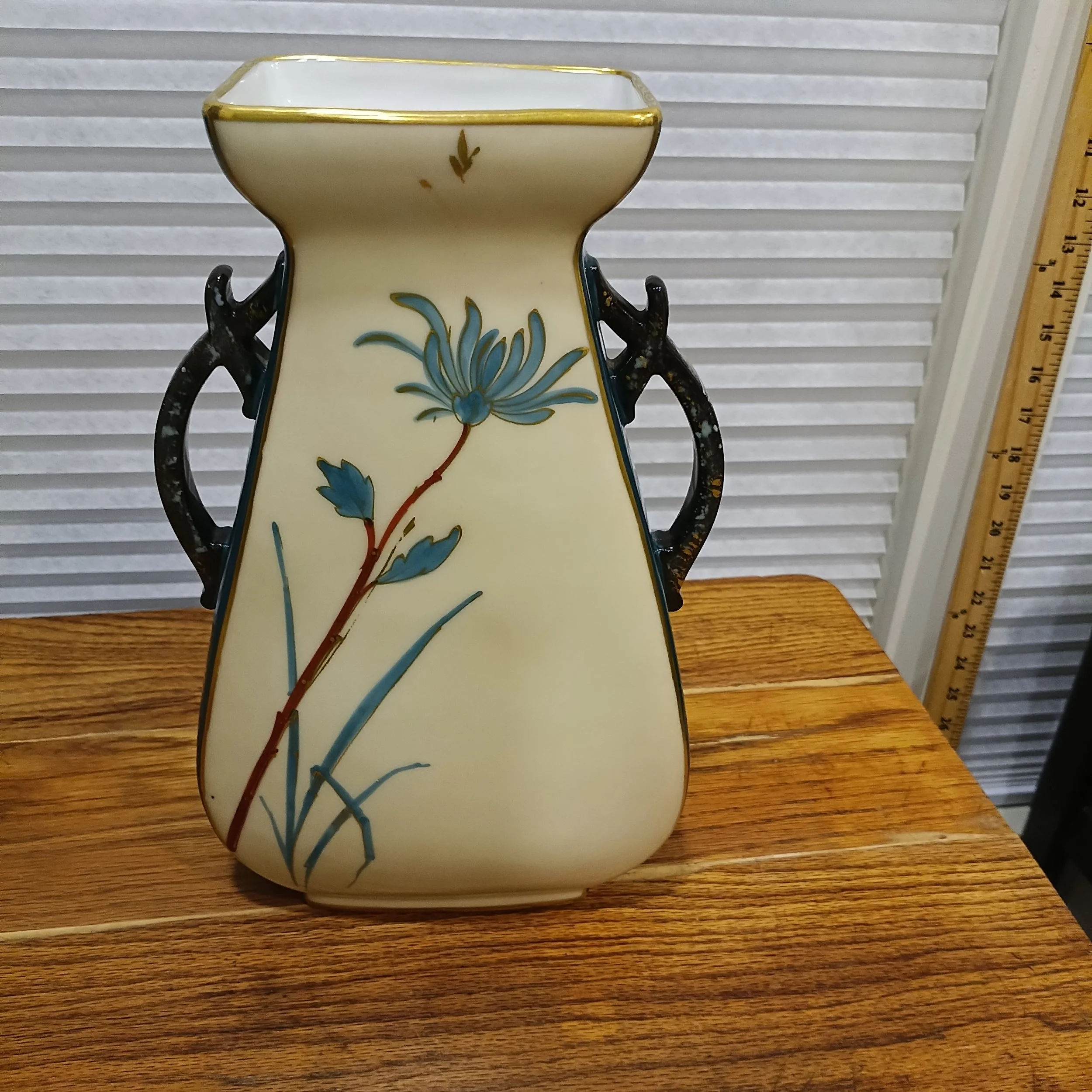 Vintage Porcelain Limoges Theodore Haviland Japanese Vase cira 1892