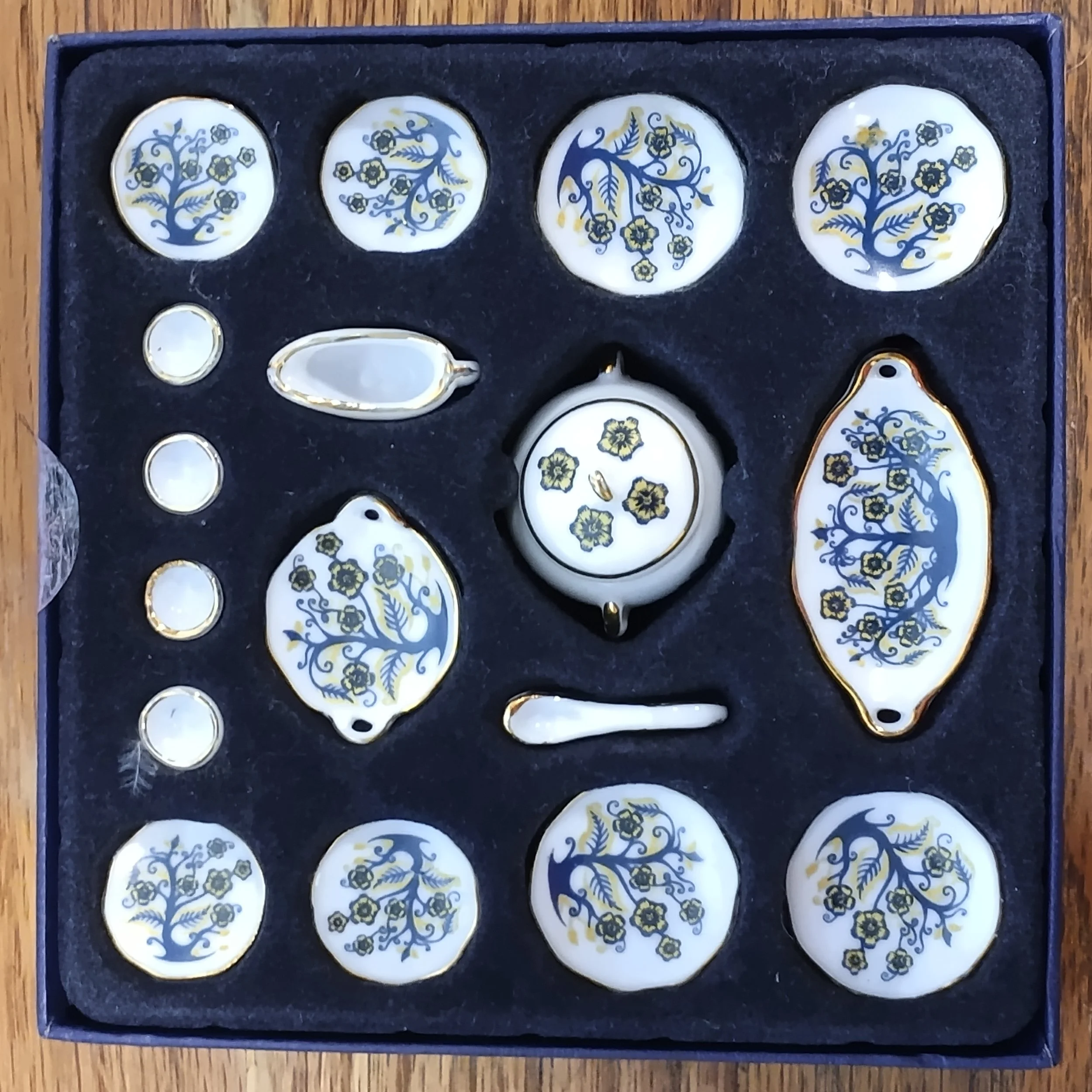 Vintage Porcelain Tea Set Specifically Designed Dollhouse