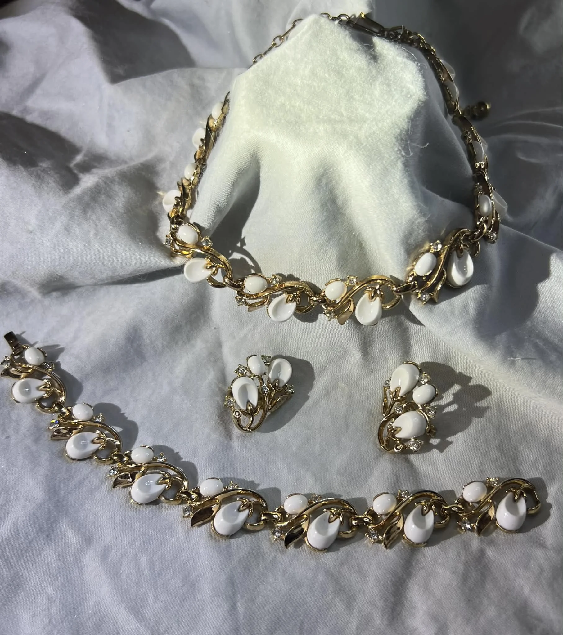 Trifari Pebble Beach Elegance Set