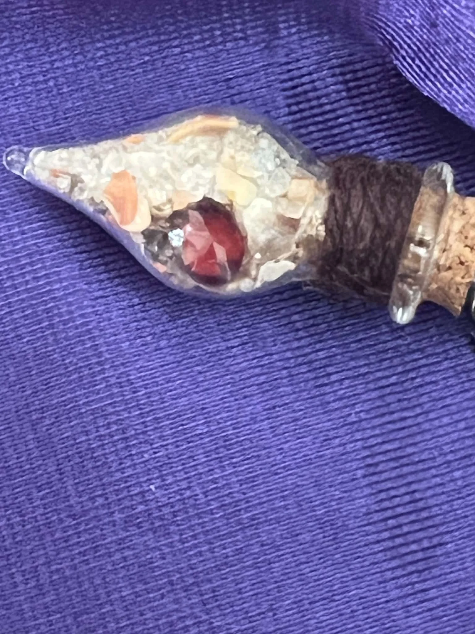 Teardrop Vile with Garnets 5.jfif