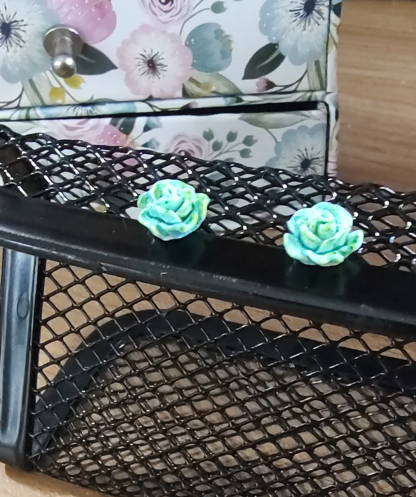 Green Resin Flower 2.jpg