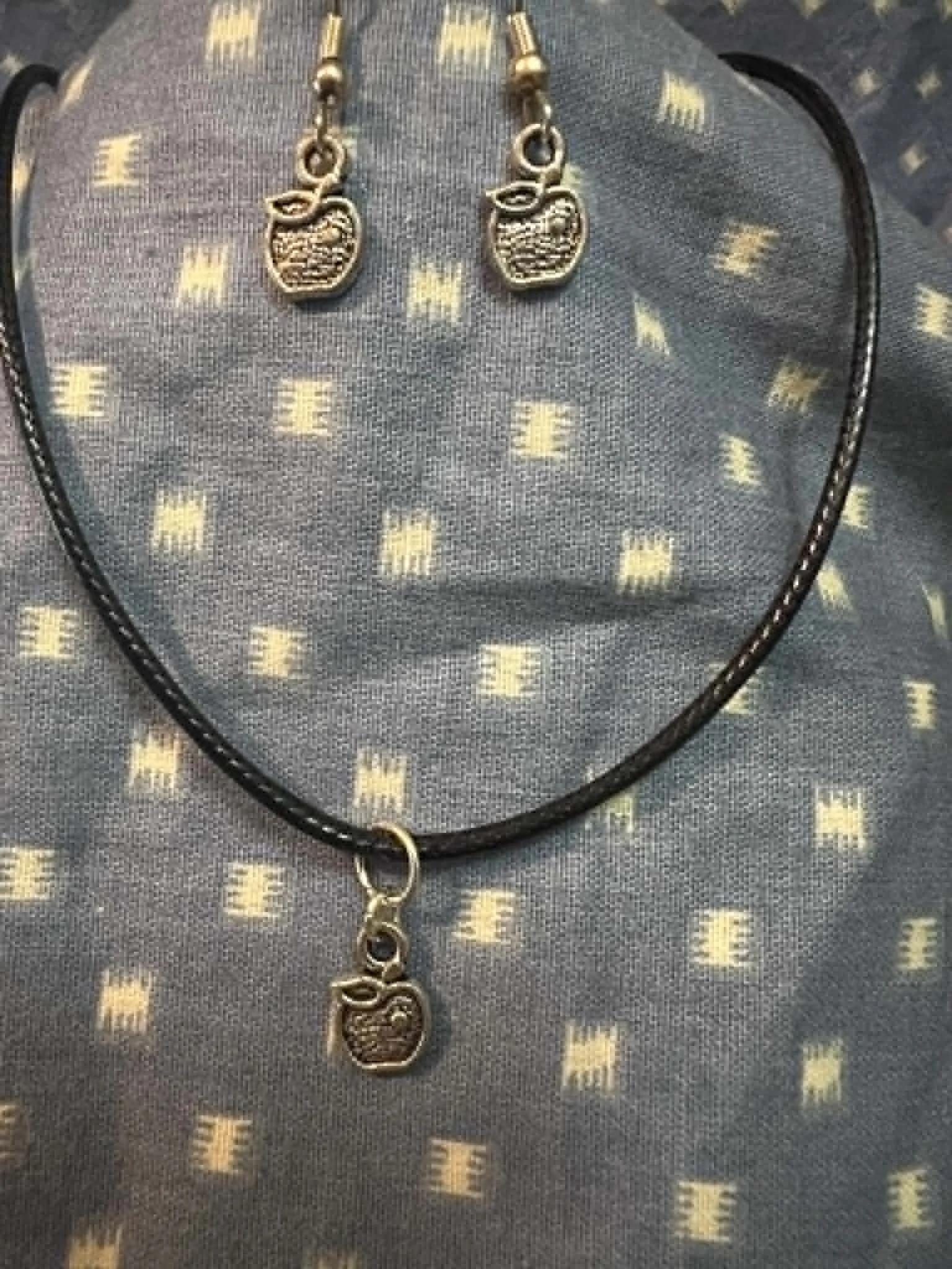 Sterling Silver Apple Pendant and Earring Set 4.jfif