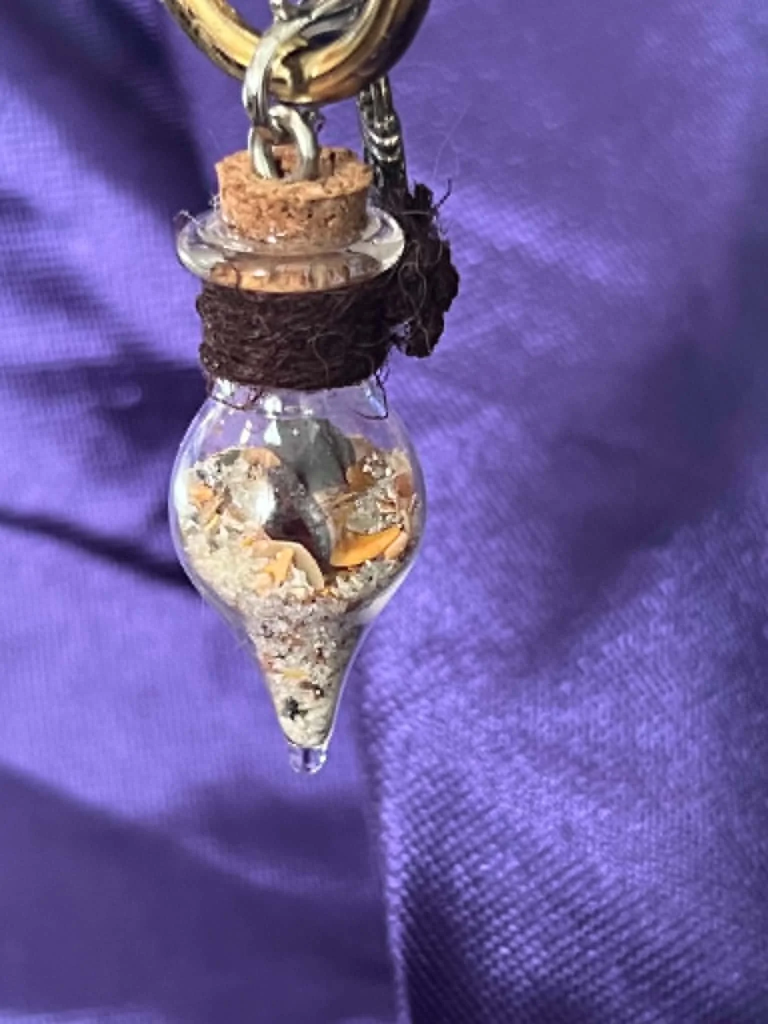 Teardrop Vile with Garnets 4.jfif