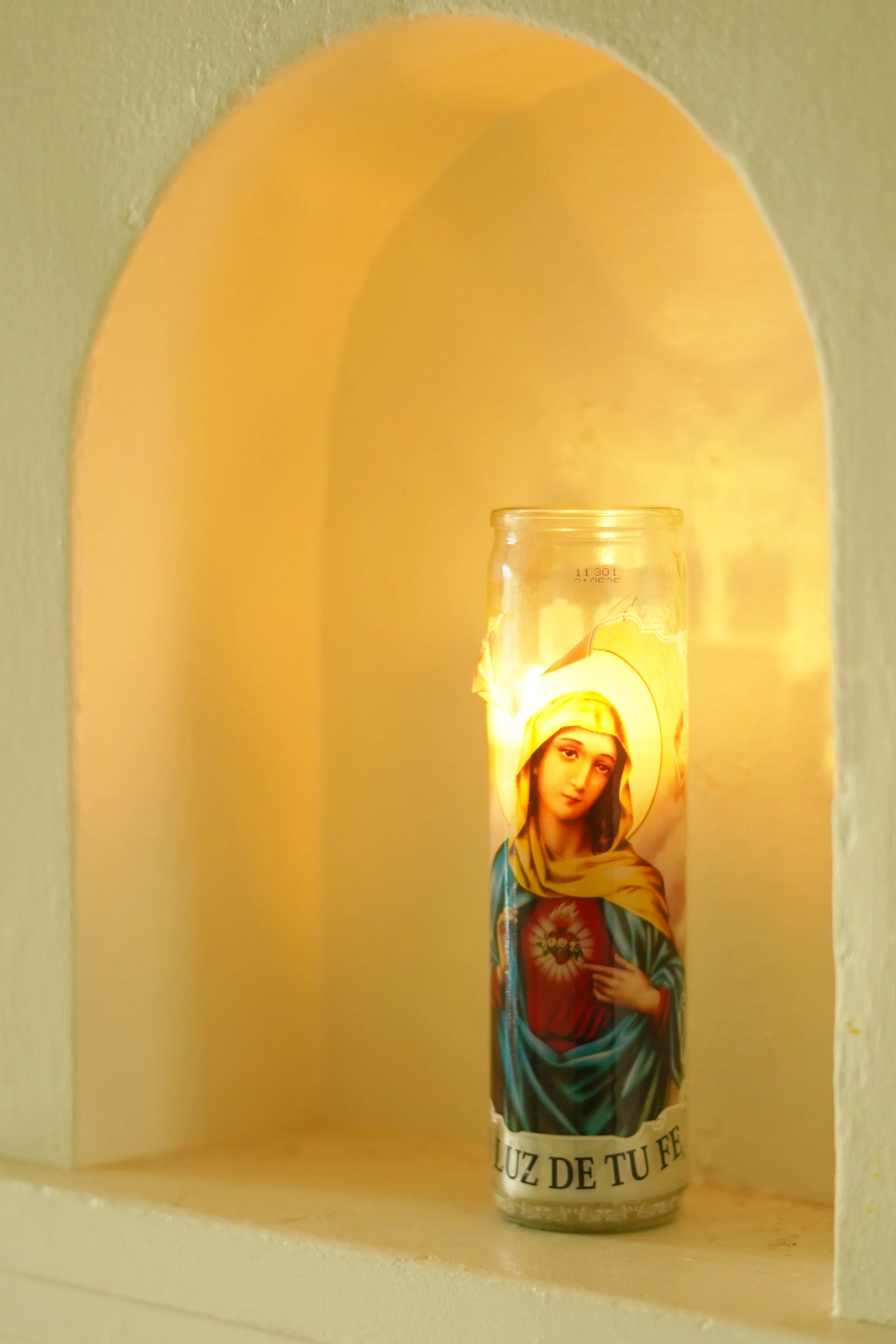 Mary candle.jpg