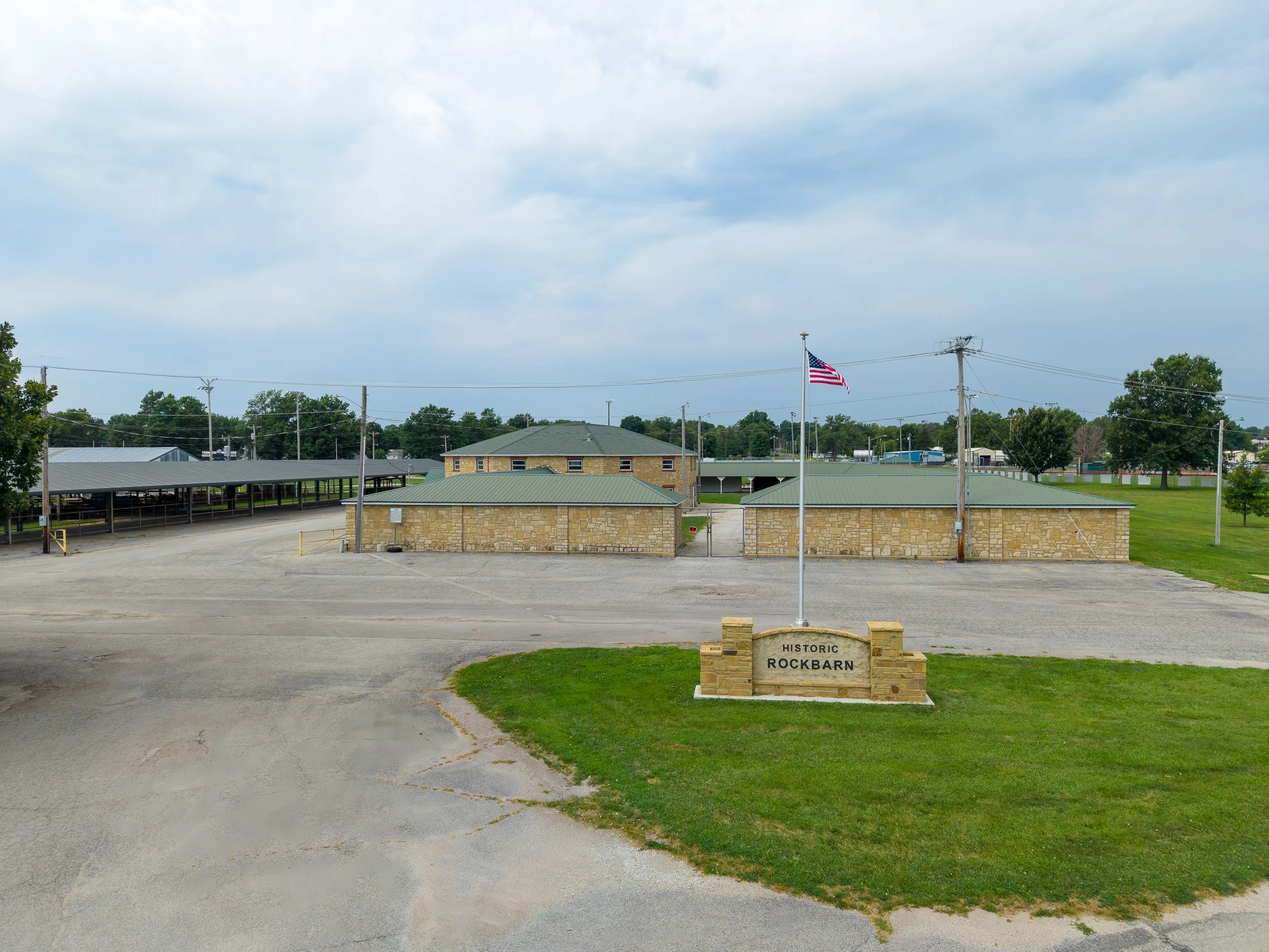 Rock Barn | Trenton, Missouri