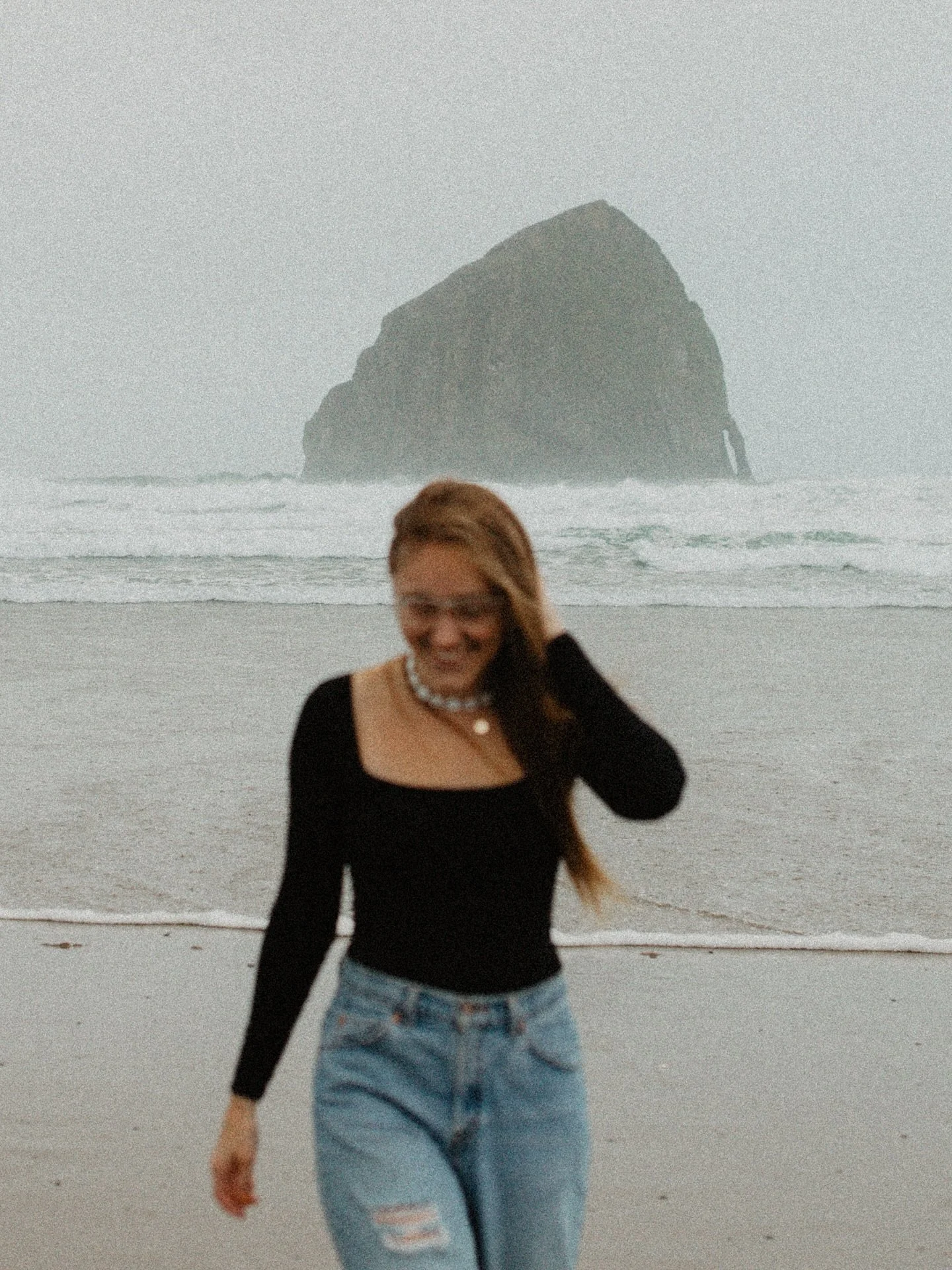 Reminiscing on this moody + rainy day exploring the oregon coast 🌊 Somehow it&rsquo;s been two years and I still haven&rsquo;t shared these photos!!! Huge thanks to @morgangust_ &amp; @katyycarl for snapping these photos of me (they are the best!)🫶