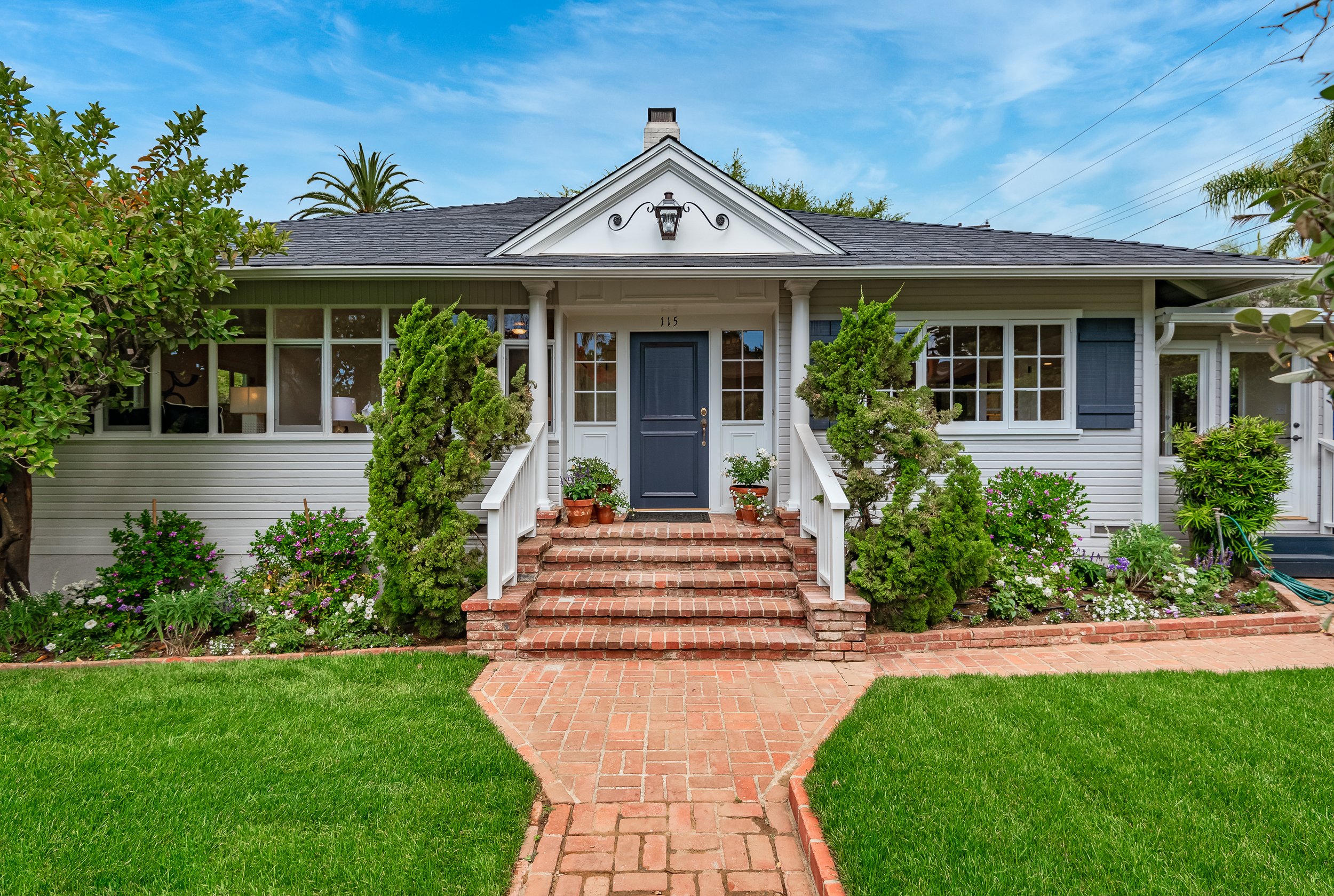 $2,206,000 | 115 E Mission St