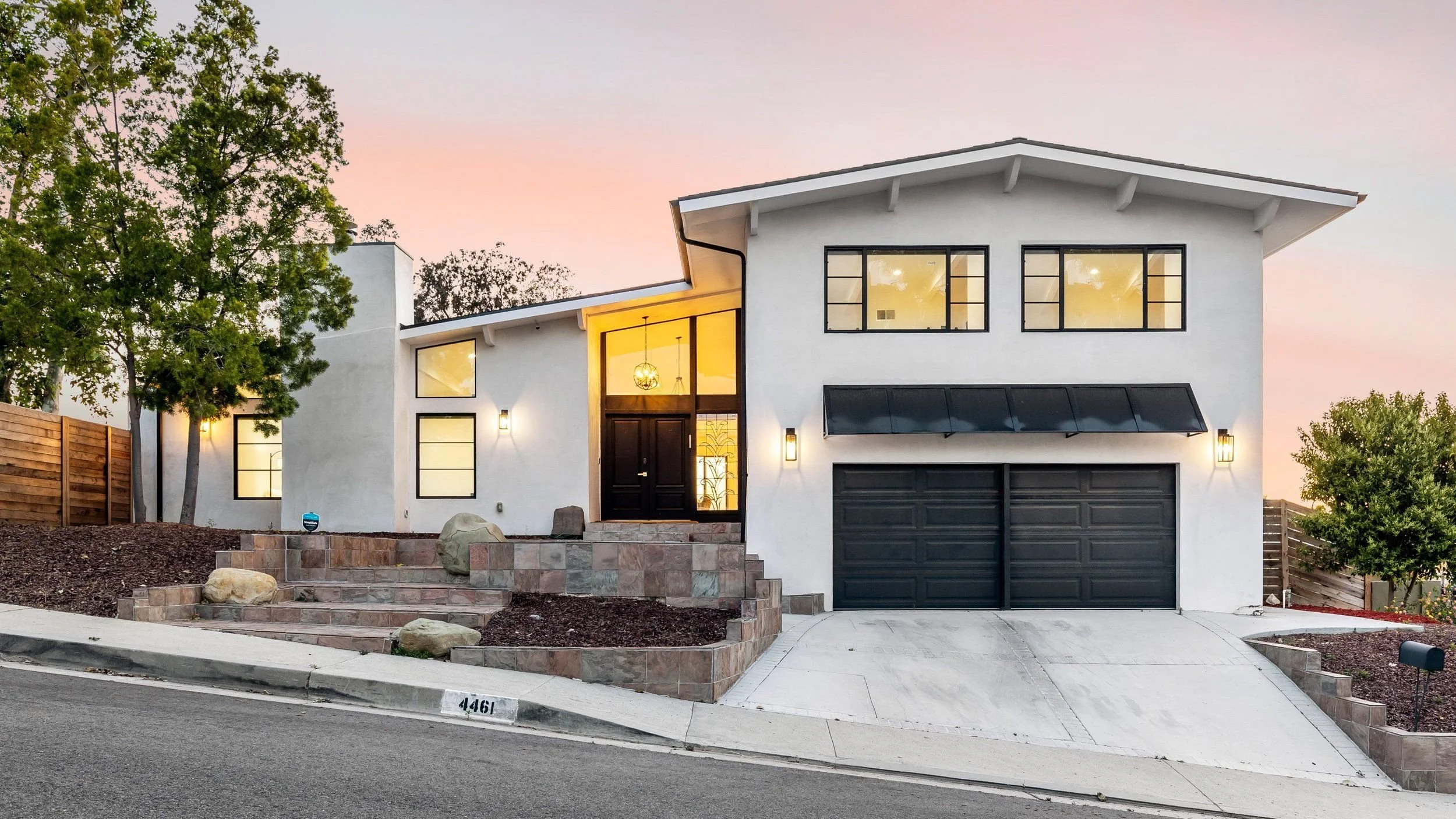 $1,999,999 | 4461 Ellenita Ave