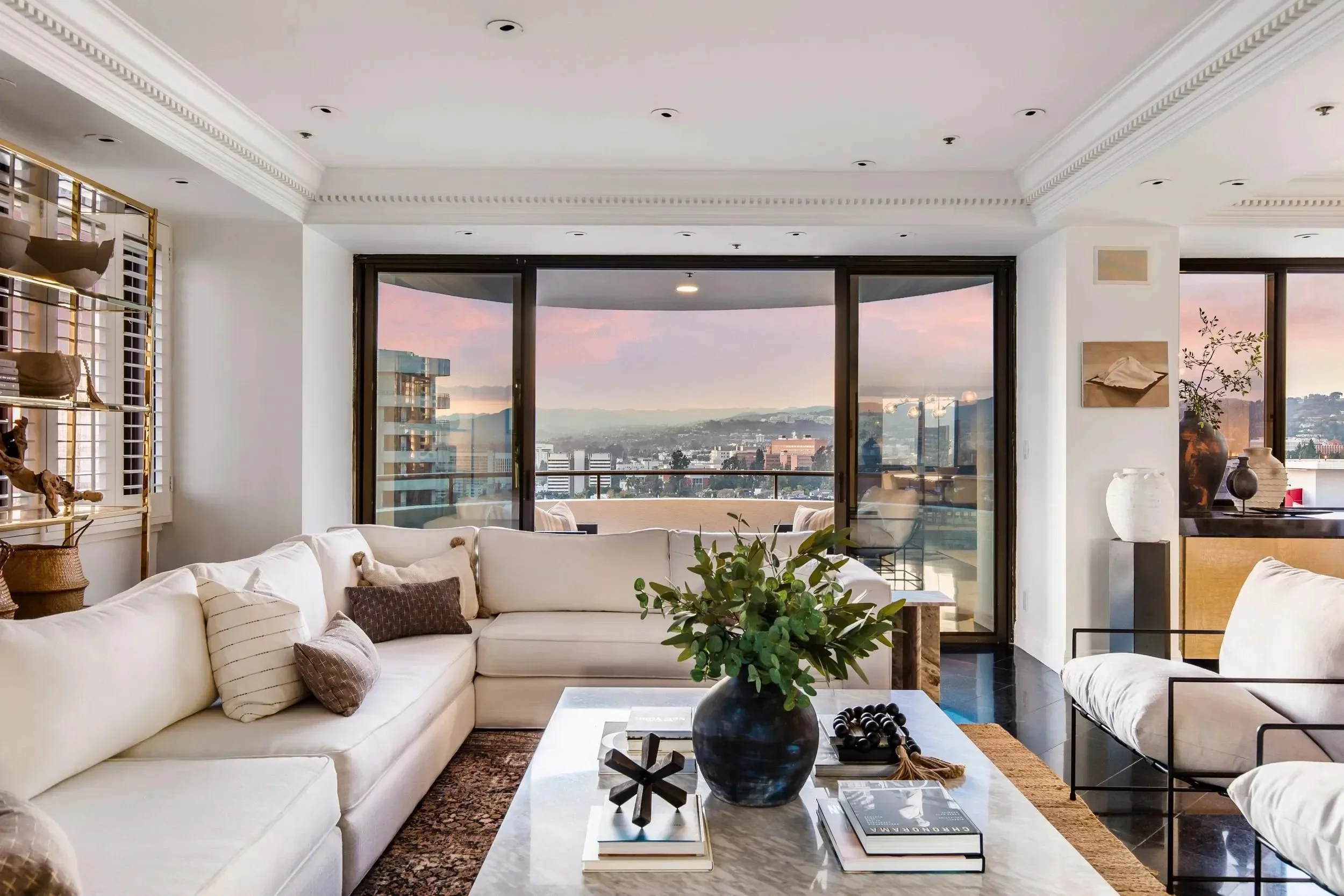 $2,450,000 | 10560 Wilshire Blvd APT 1805