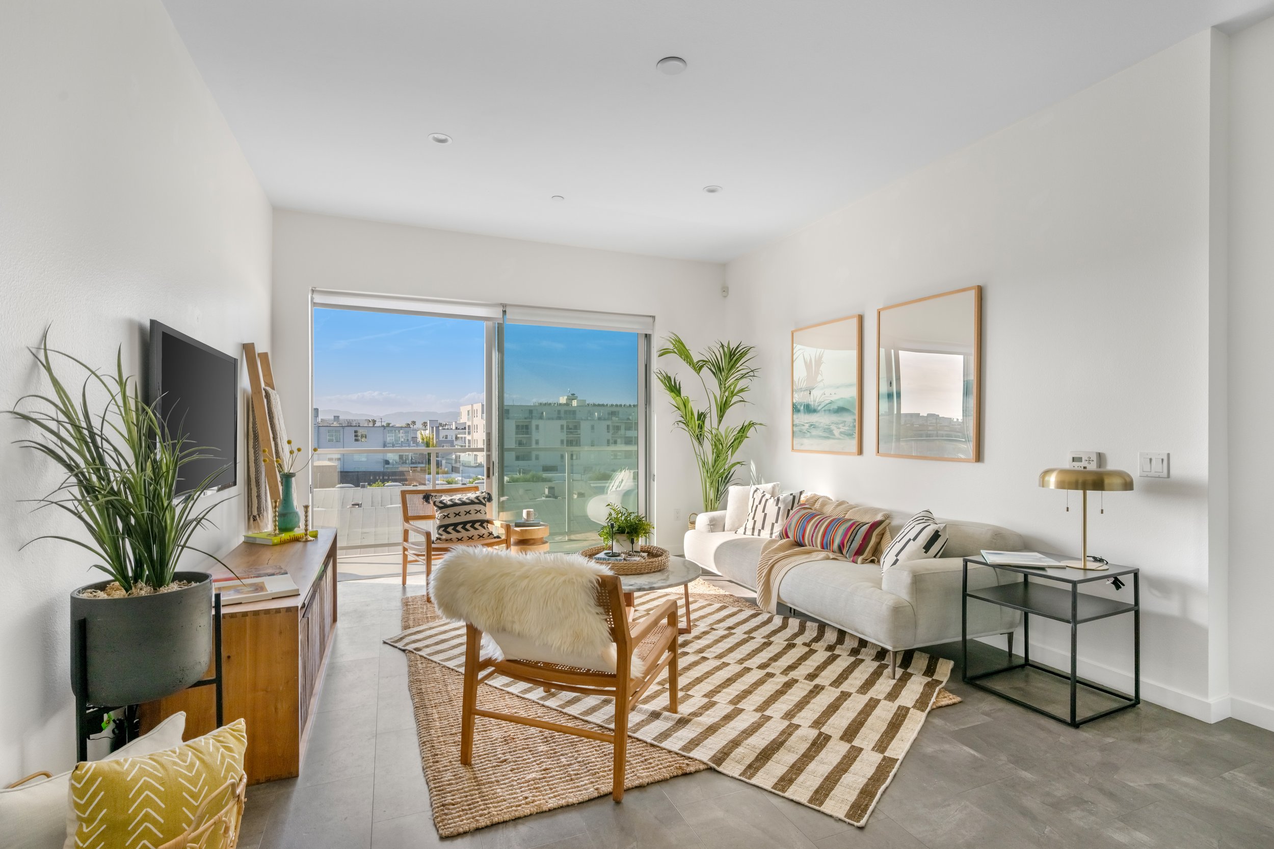 $999,000 | 4140 Glencoe Ave #507, Marina Del Rey