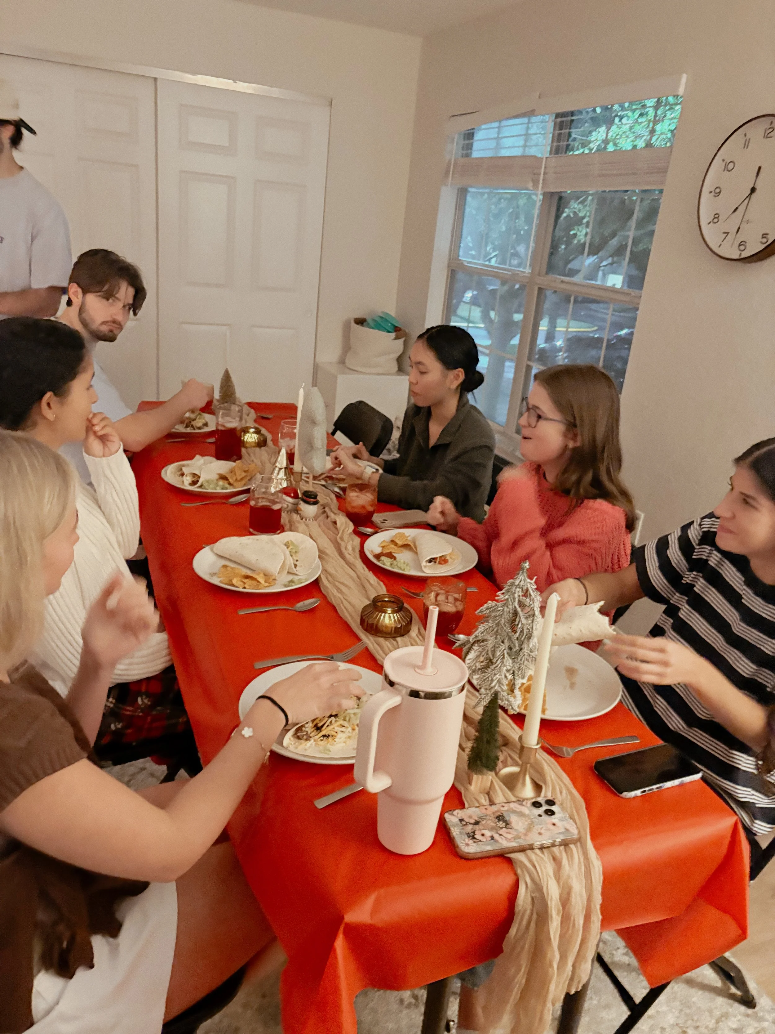 holiday-tablescape-taper-candles-cheesecloth-runner.jpg