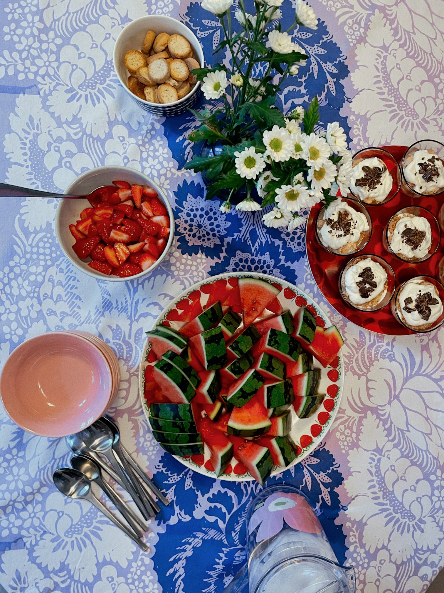 hosting table setting simple