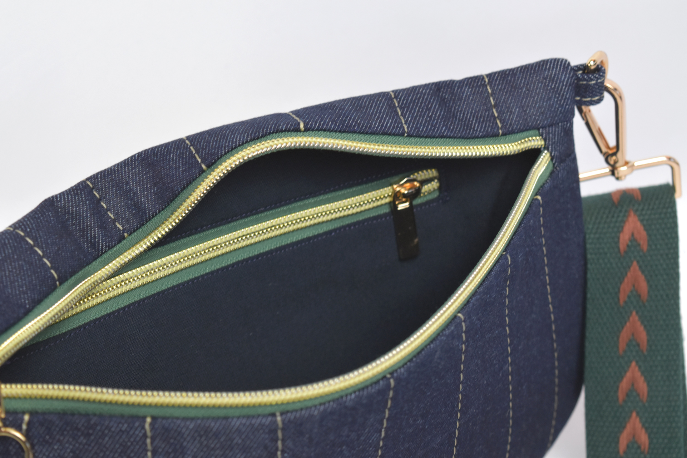 Bum Bag 7 Interior 2.png