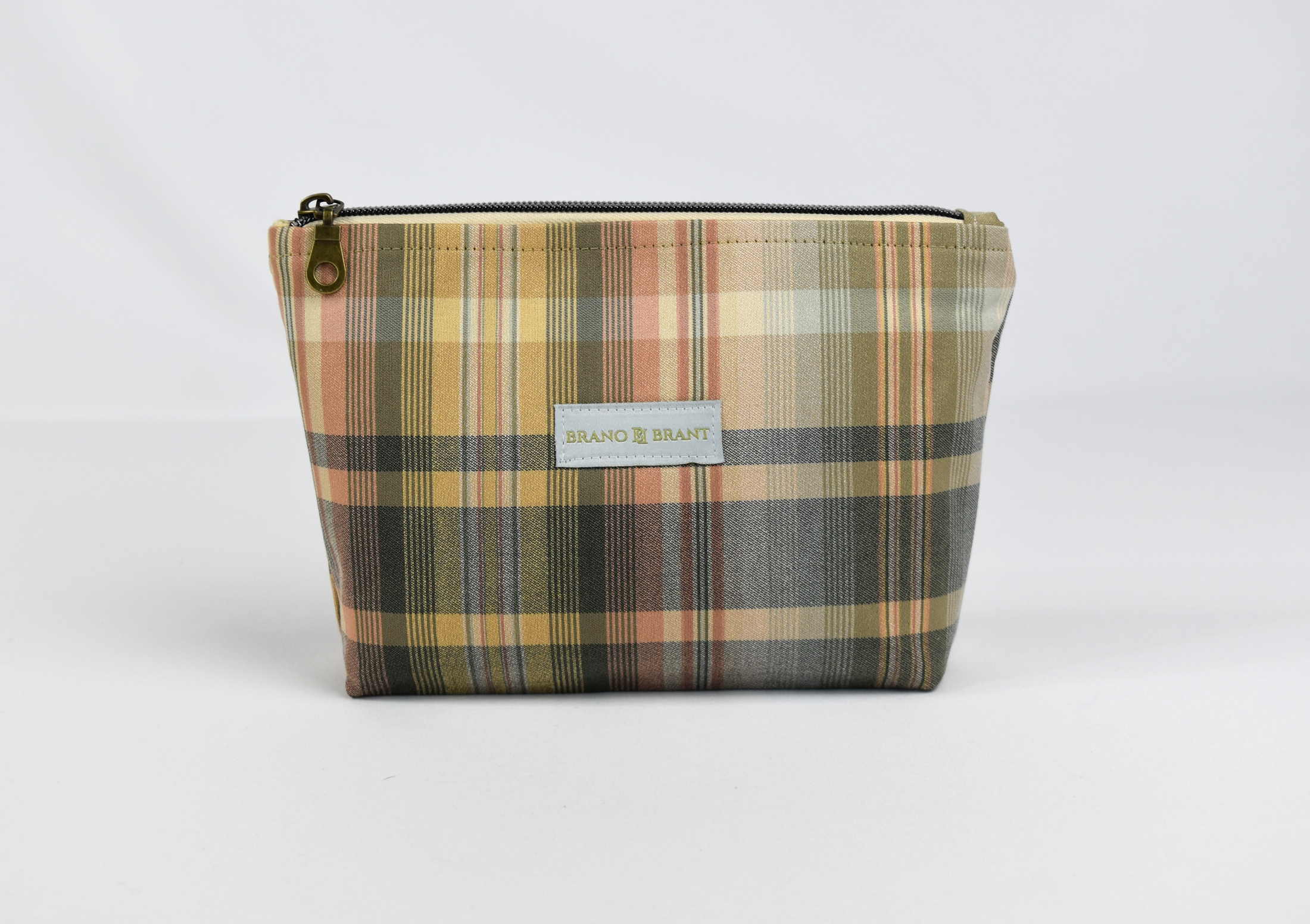 Plaid Cosmetic Bag (21).png