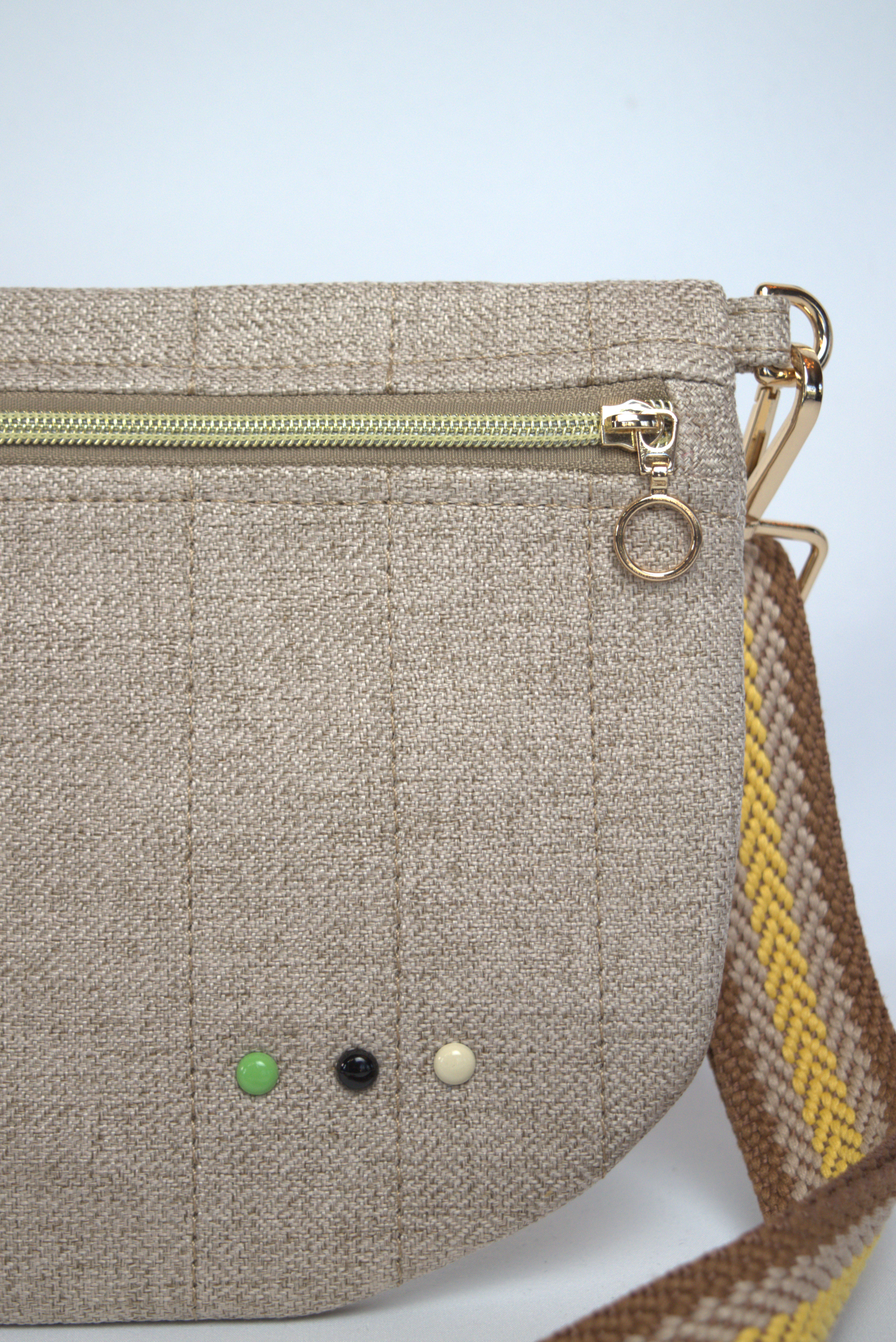 Bum Bag 4 Detail 1.png