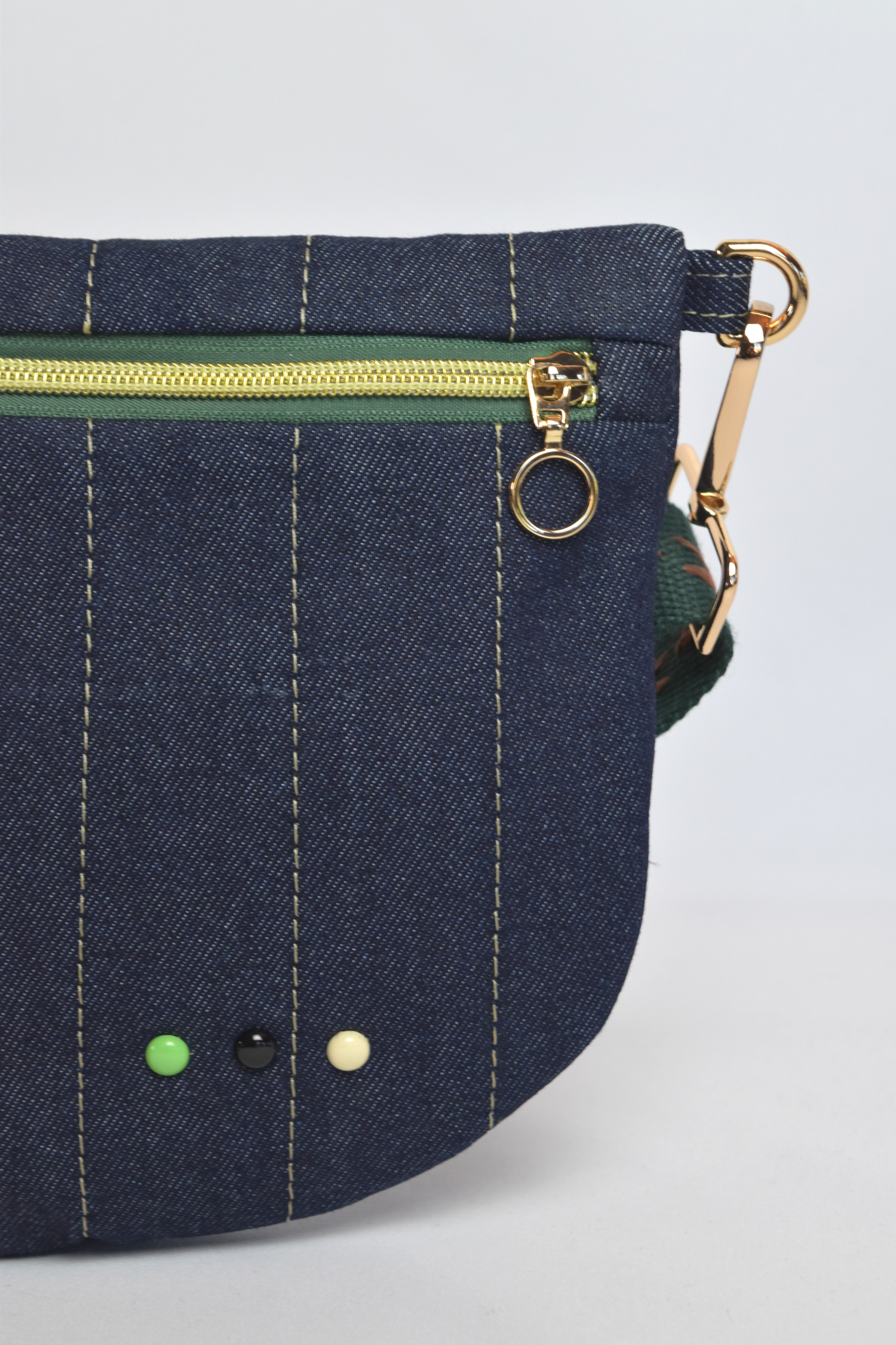 Bum Bag 7 Detail.png