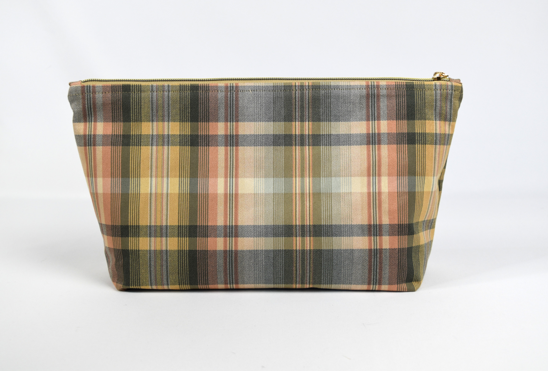 Plaid Cosmetic Bag (41).png