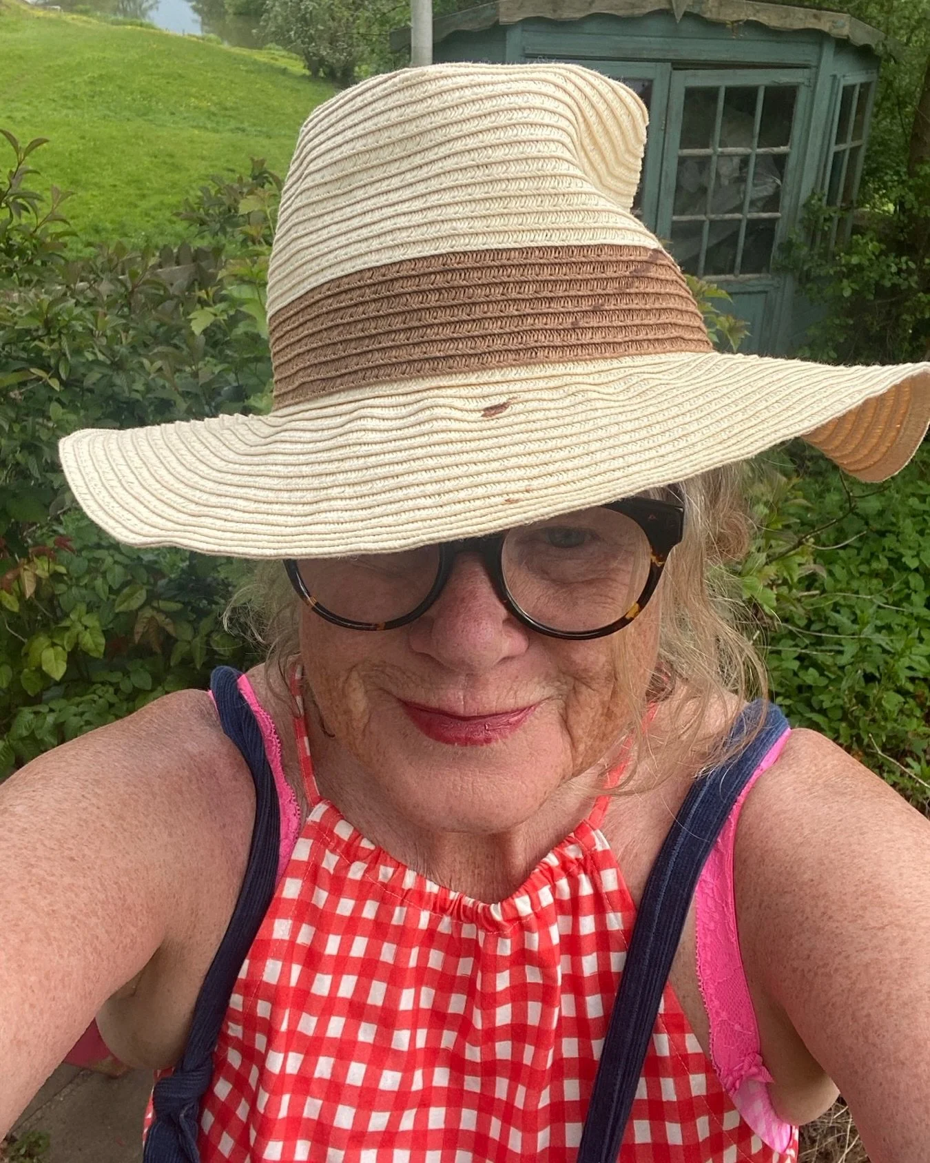 Plein air painter
&amp;
Rain cloud dodger

Just loving getting outside to paint. Even if I&rsquo;m studio based I carry big work to the table outside to dry in the sun. Dodging rain clouds. 

Currently working on a huge commission.
Tricky because the