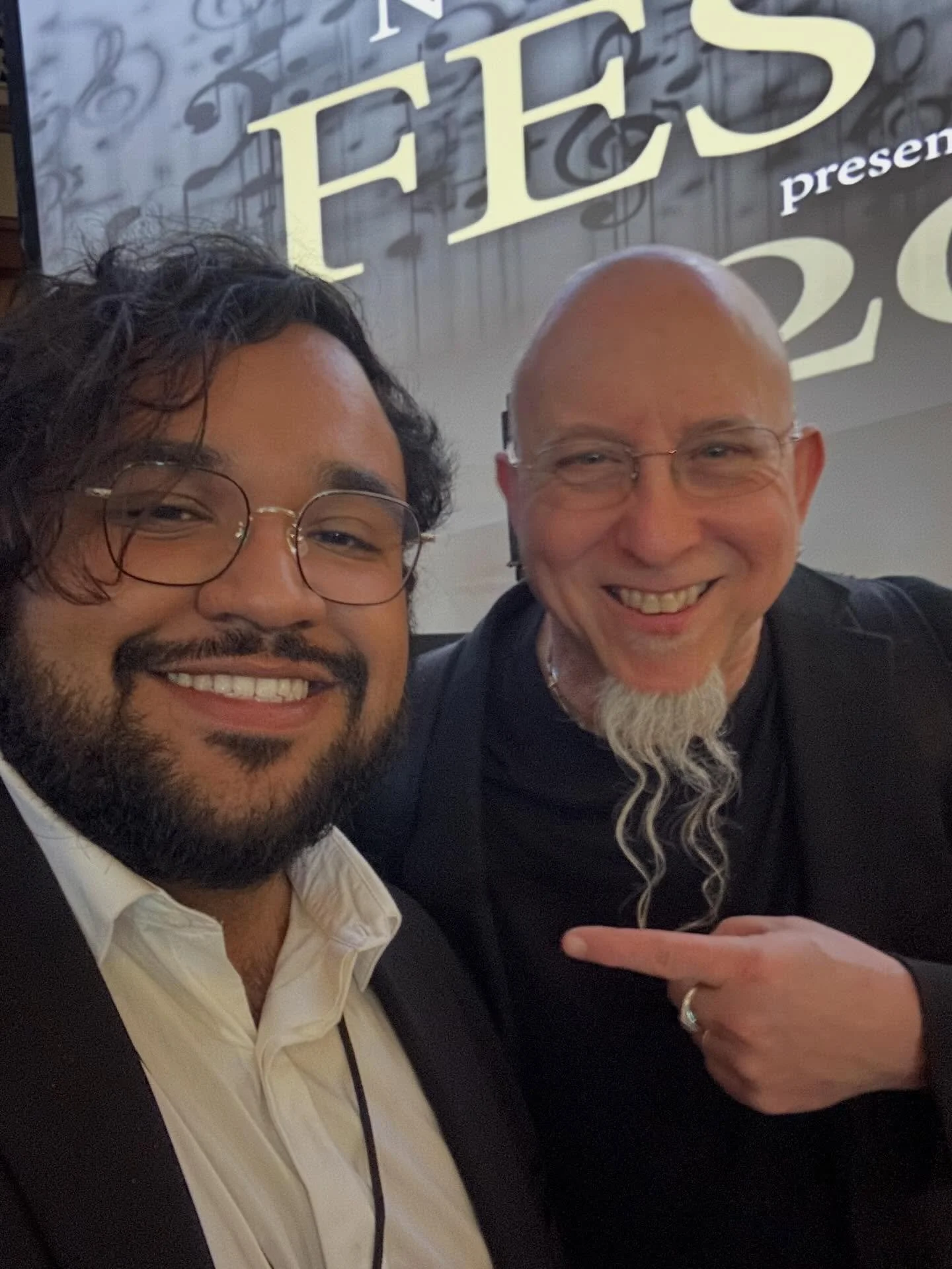 Tall and Lanky 🎷🎵 
.
.
.

Had an absolute blast playing Tall and Lanky with the incredible Jeff Coffin who is just as kind of a man as he is a monster player!

Being part of Music for All was a lot of fun&mdash;but getting to share the stage with @