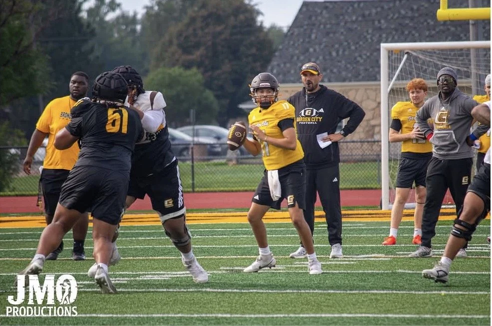 Conrad Gomez (QB) - Garden City CC