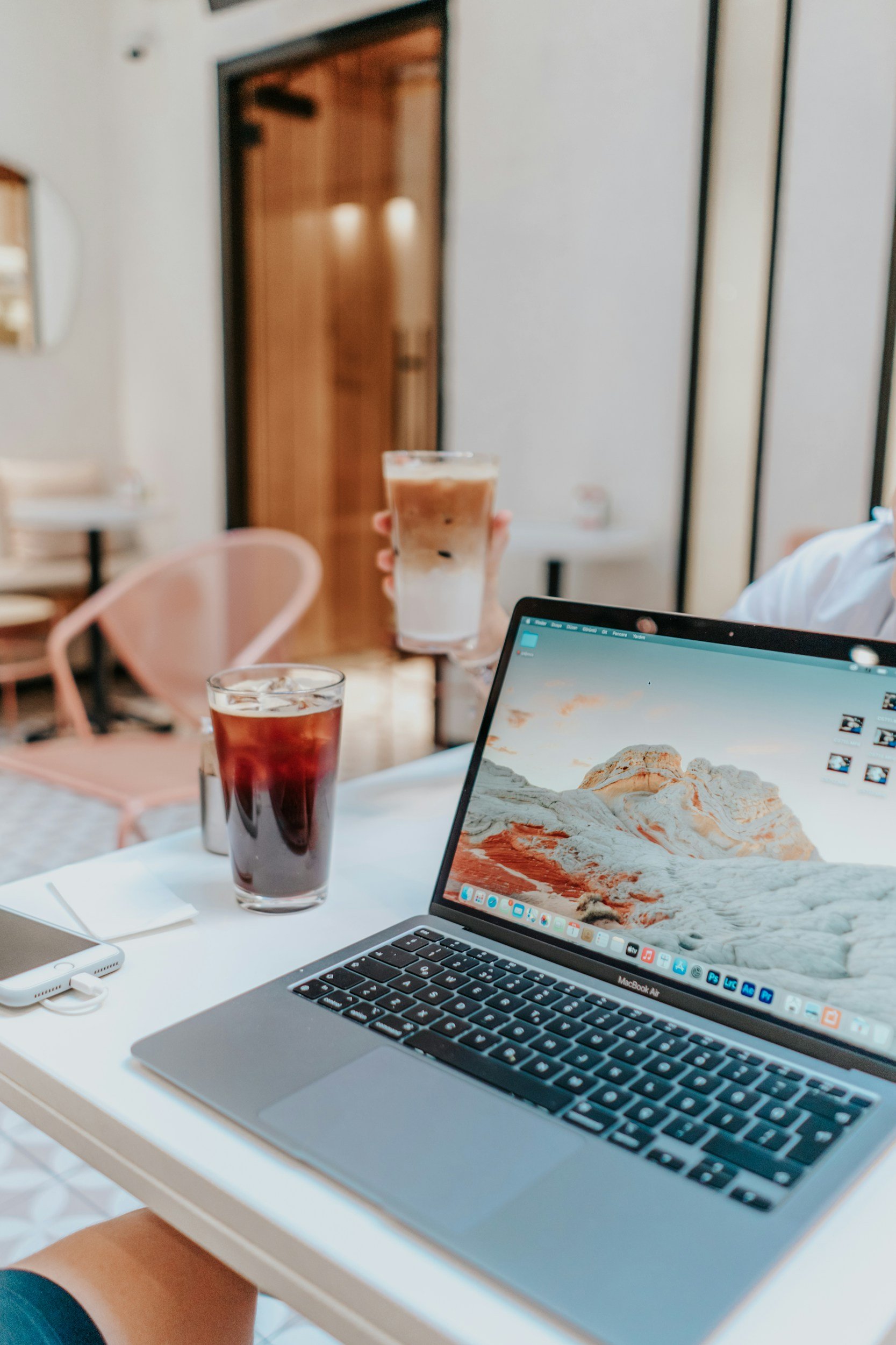 What is a Virtual Assistant?