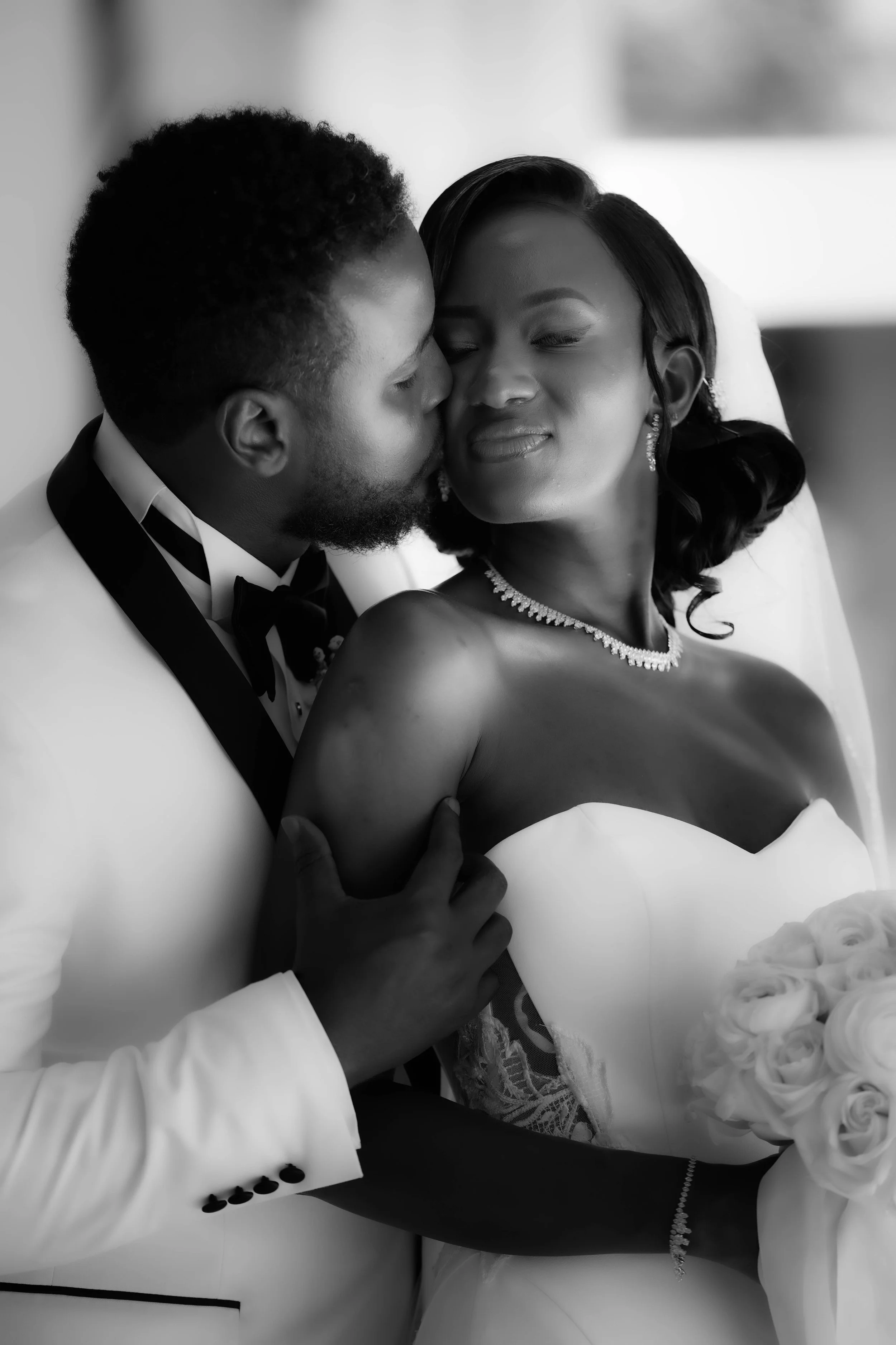 the-valley-villa-wedding-los-angeles (3).jpg