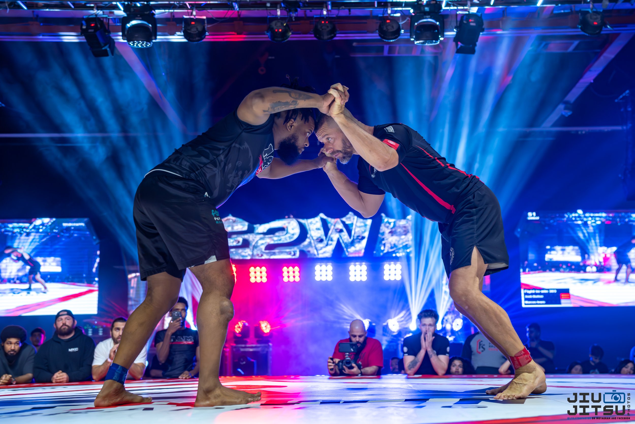 Josh Button. jiu jitsu. midlife grappler. fight 2 win.