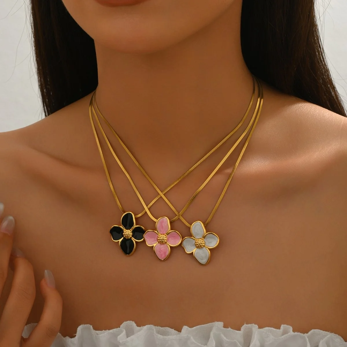Midnight Bloom Clover Set