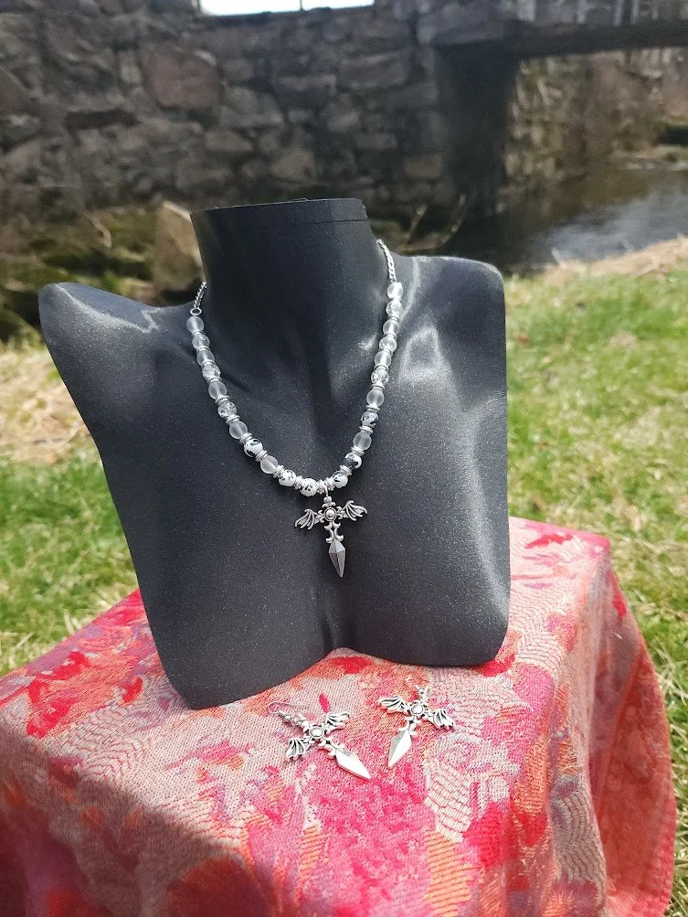 WINGED KNIGHT SWORD STRAND
