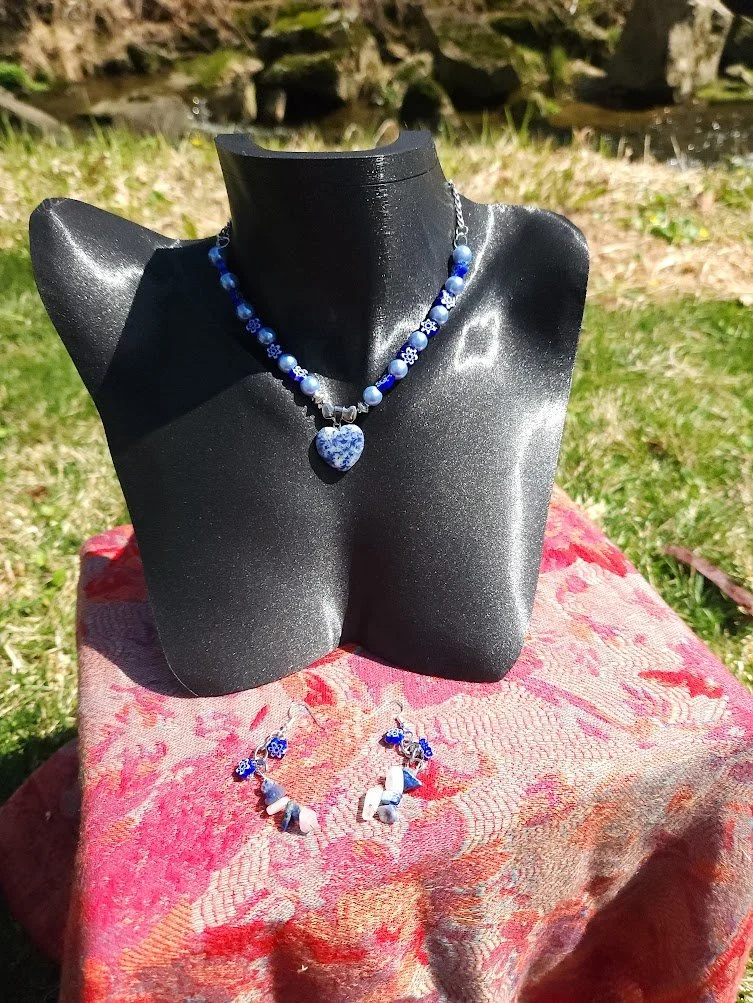 FORGET-ME-NOT HEART STRAND