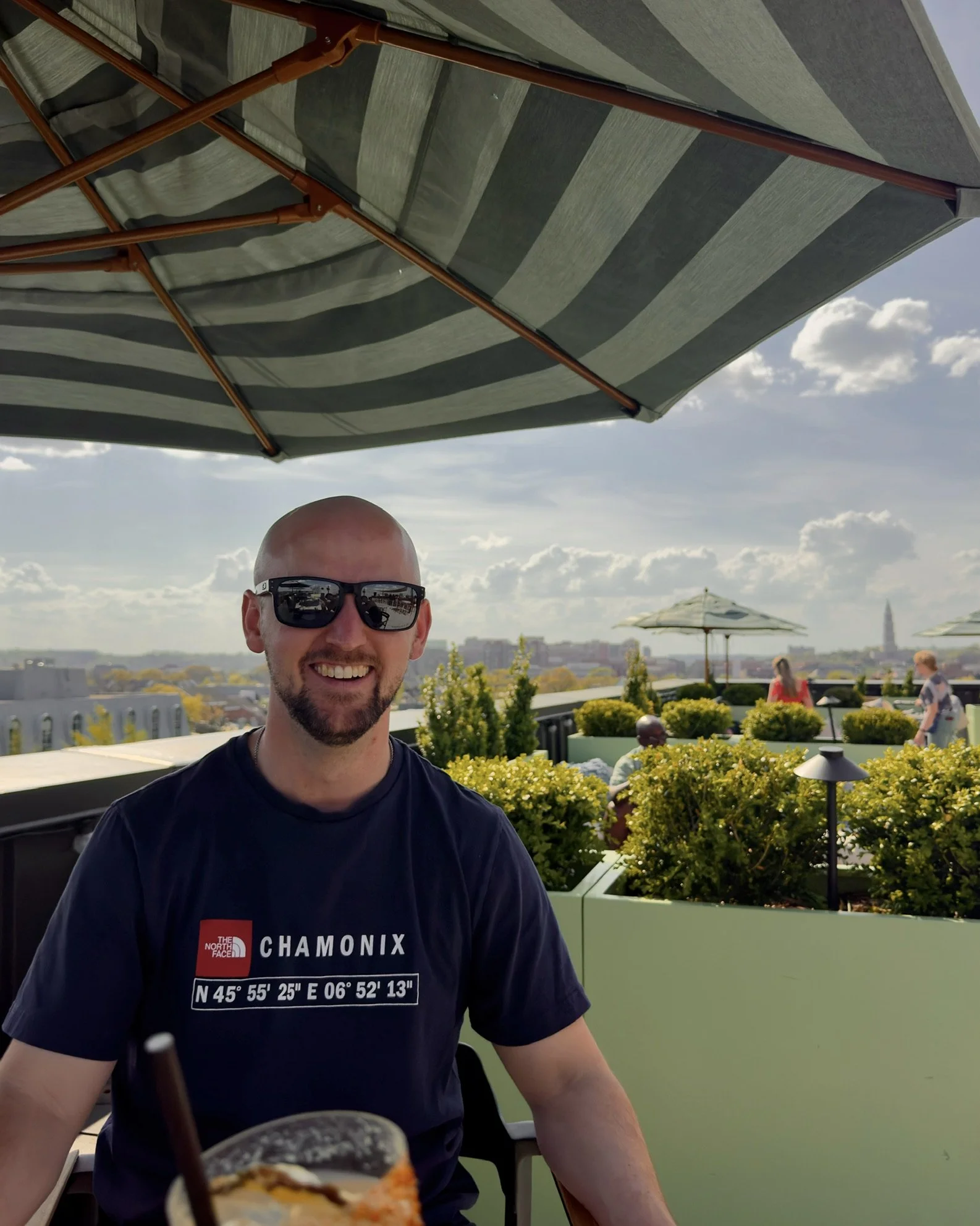 Hotel Heron Happy Hour  •  Apr 2026