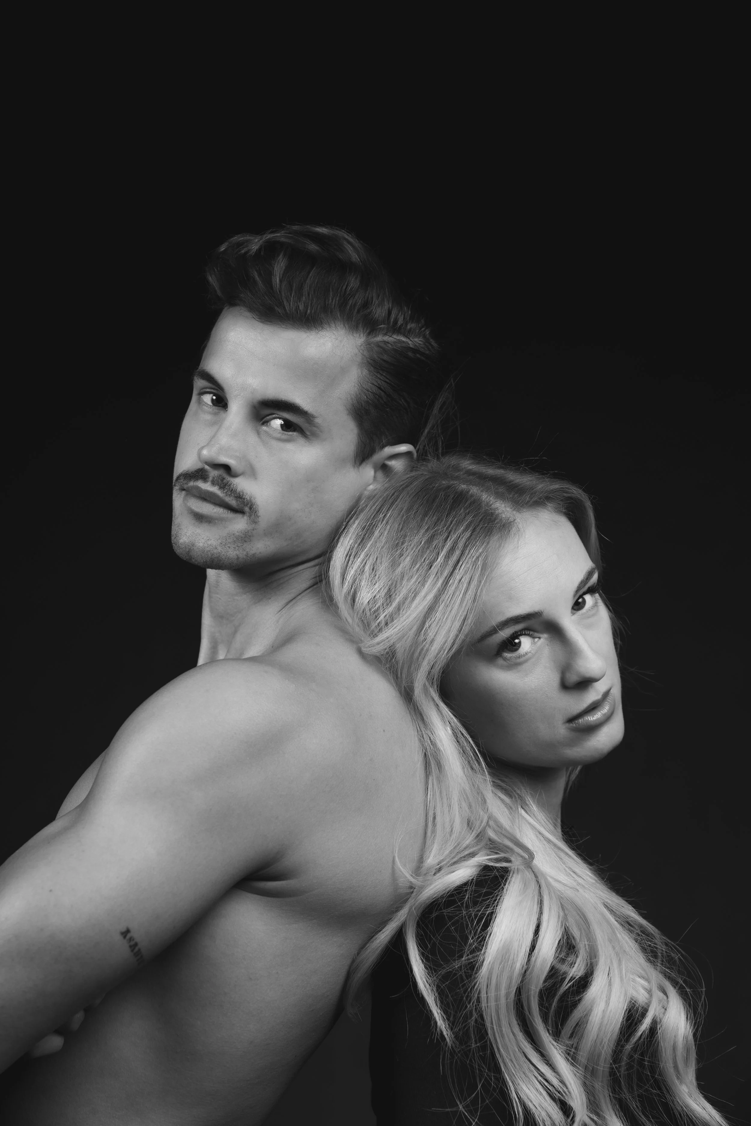 Boudoir Couple P&T-11.jpg