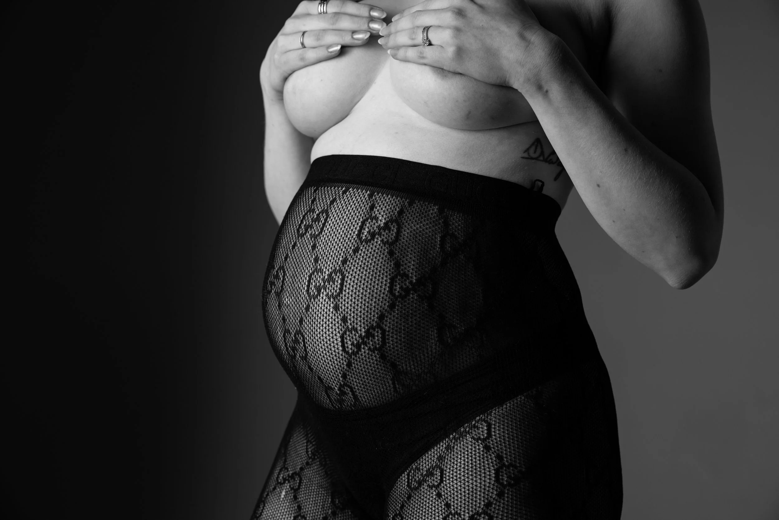 Boudoir Schwangerschaft L-28.jpg
