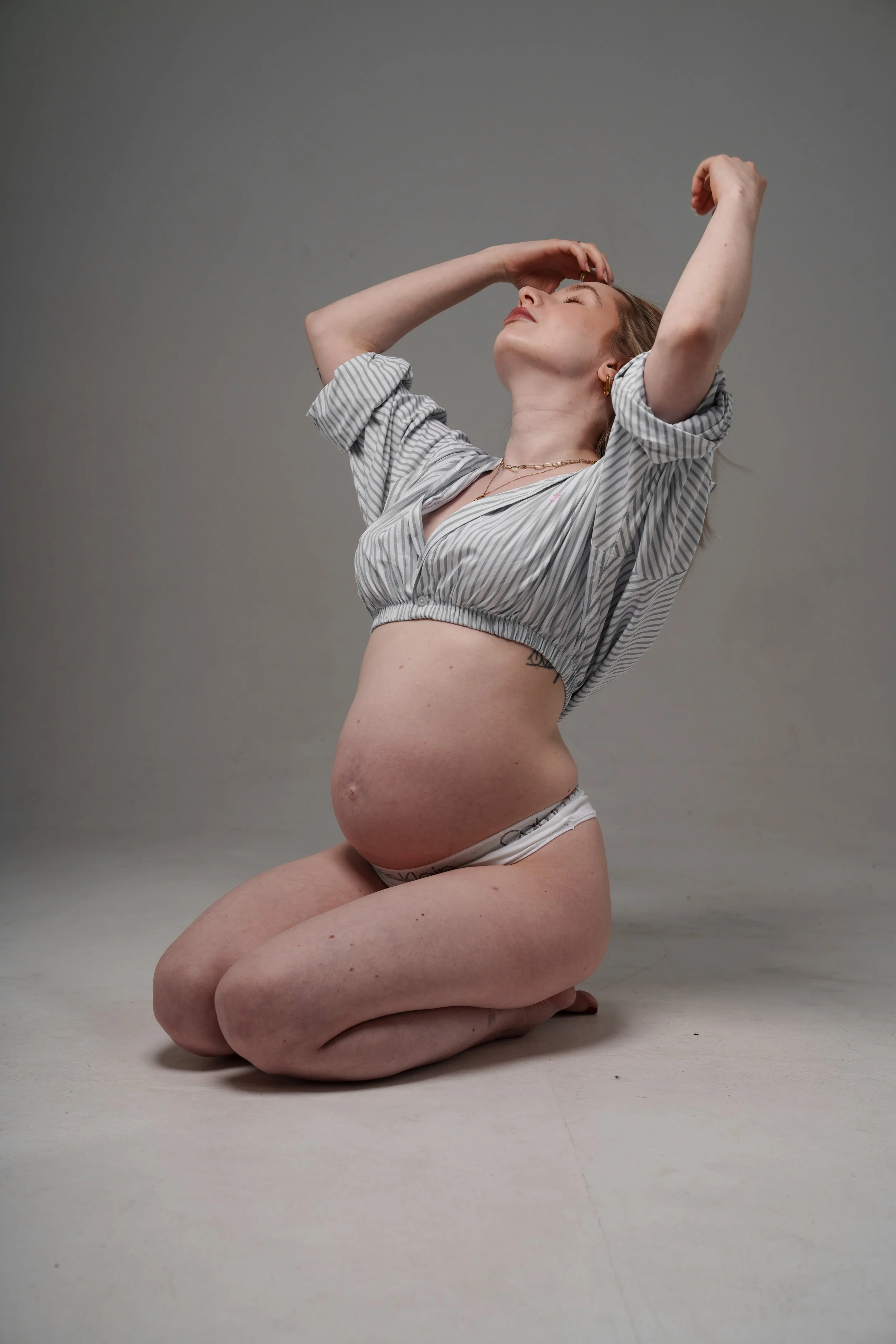 Boudoir Schwangerschaft L-9.jpg