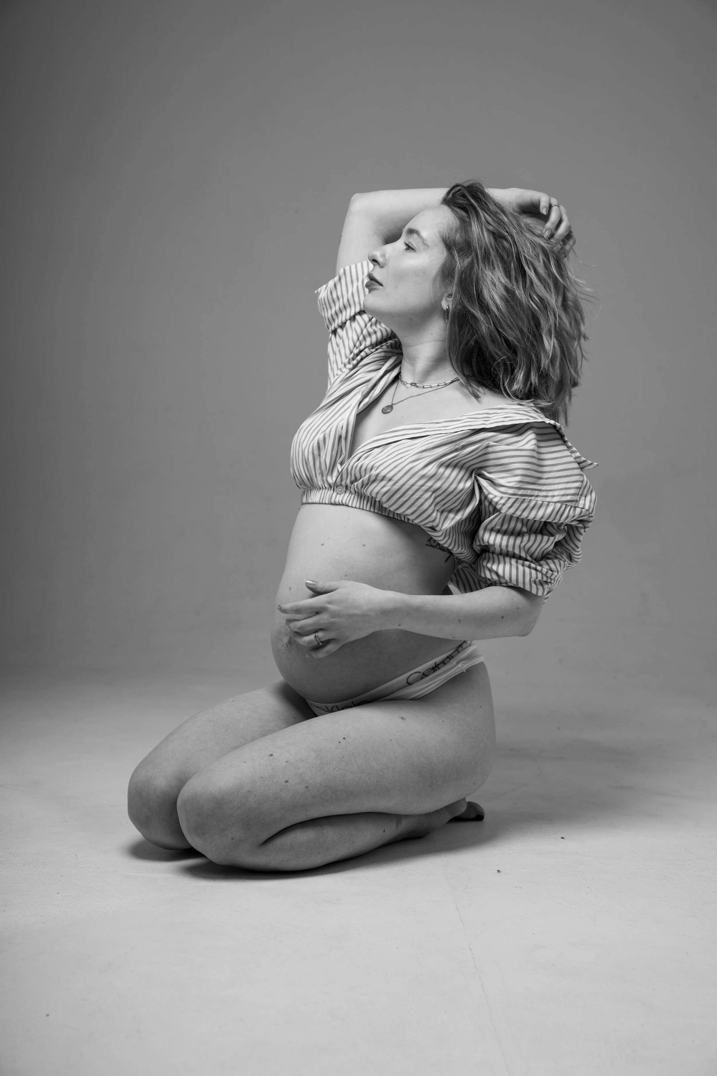 Boudoir Schwangerschaft L-10.jpg