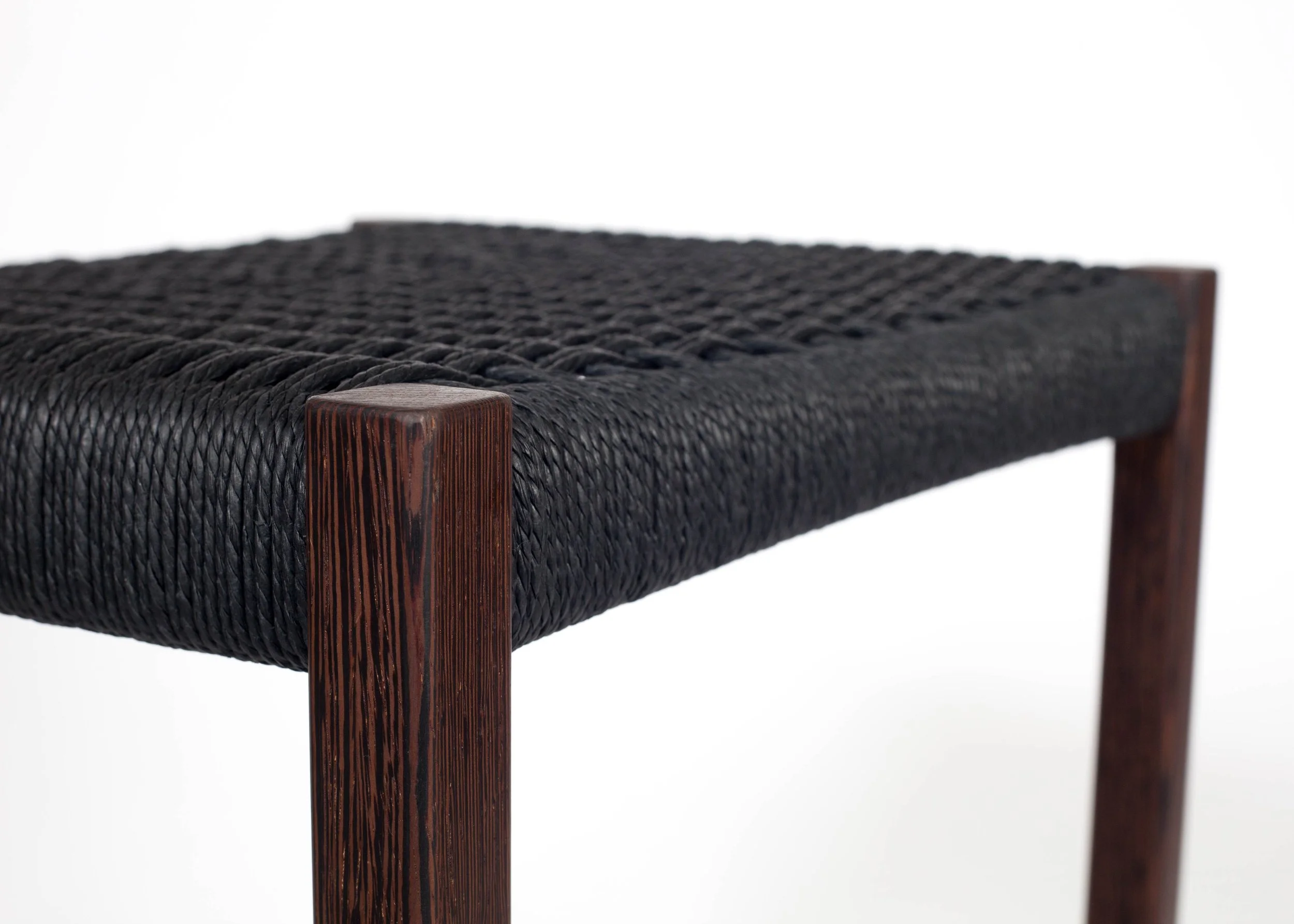 wenge_stool_04_web.jpg