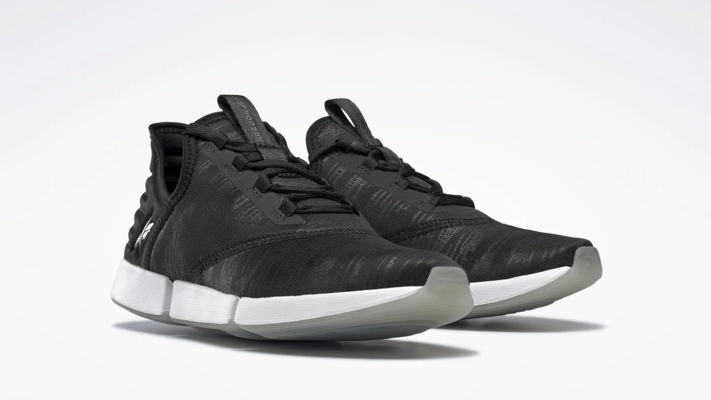 02_Reebok%2BDailyFit_angle.jpg