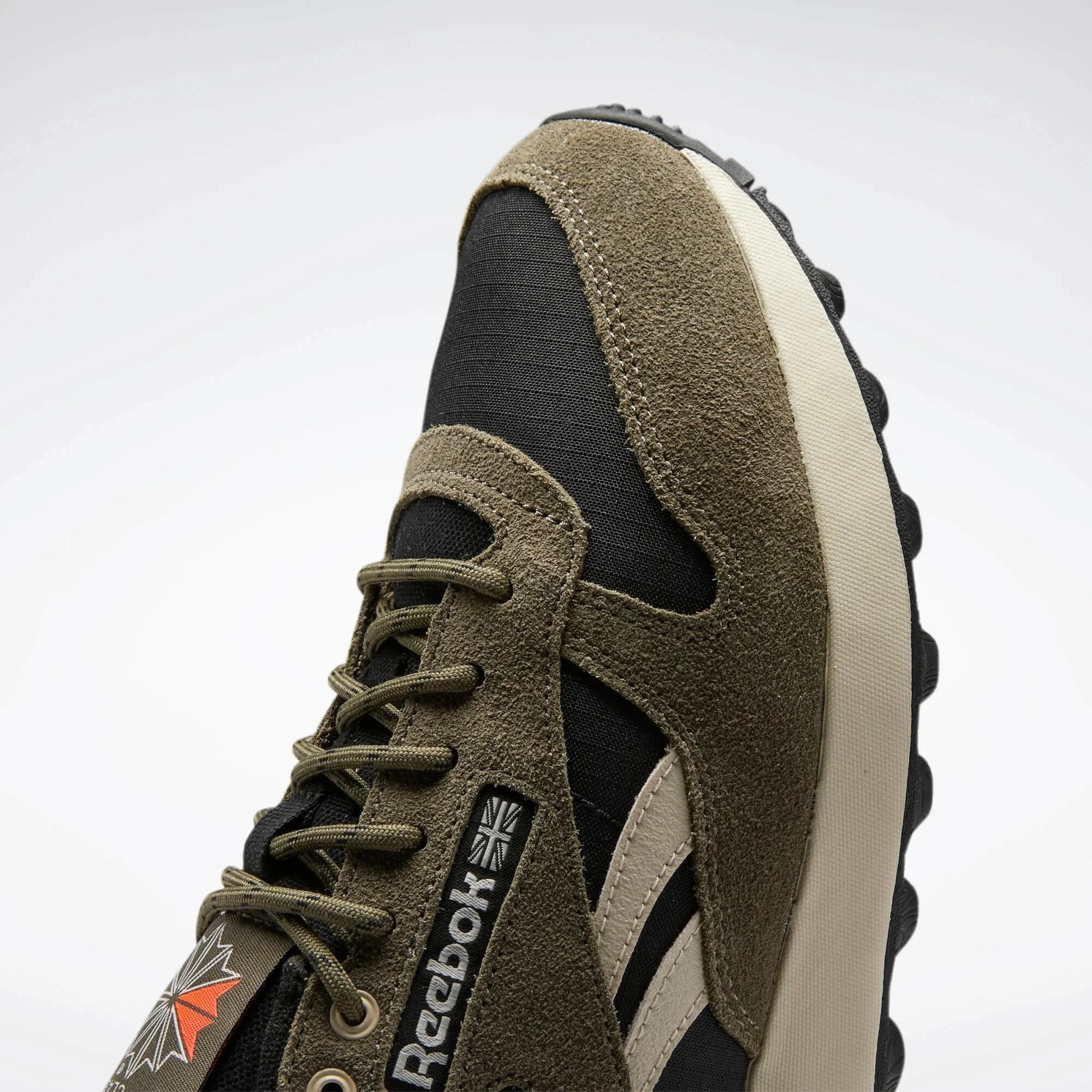05_Classic_Leather_Cordura_toe.jpg