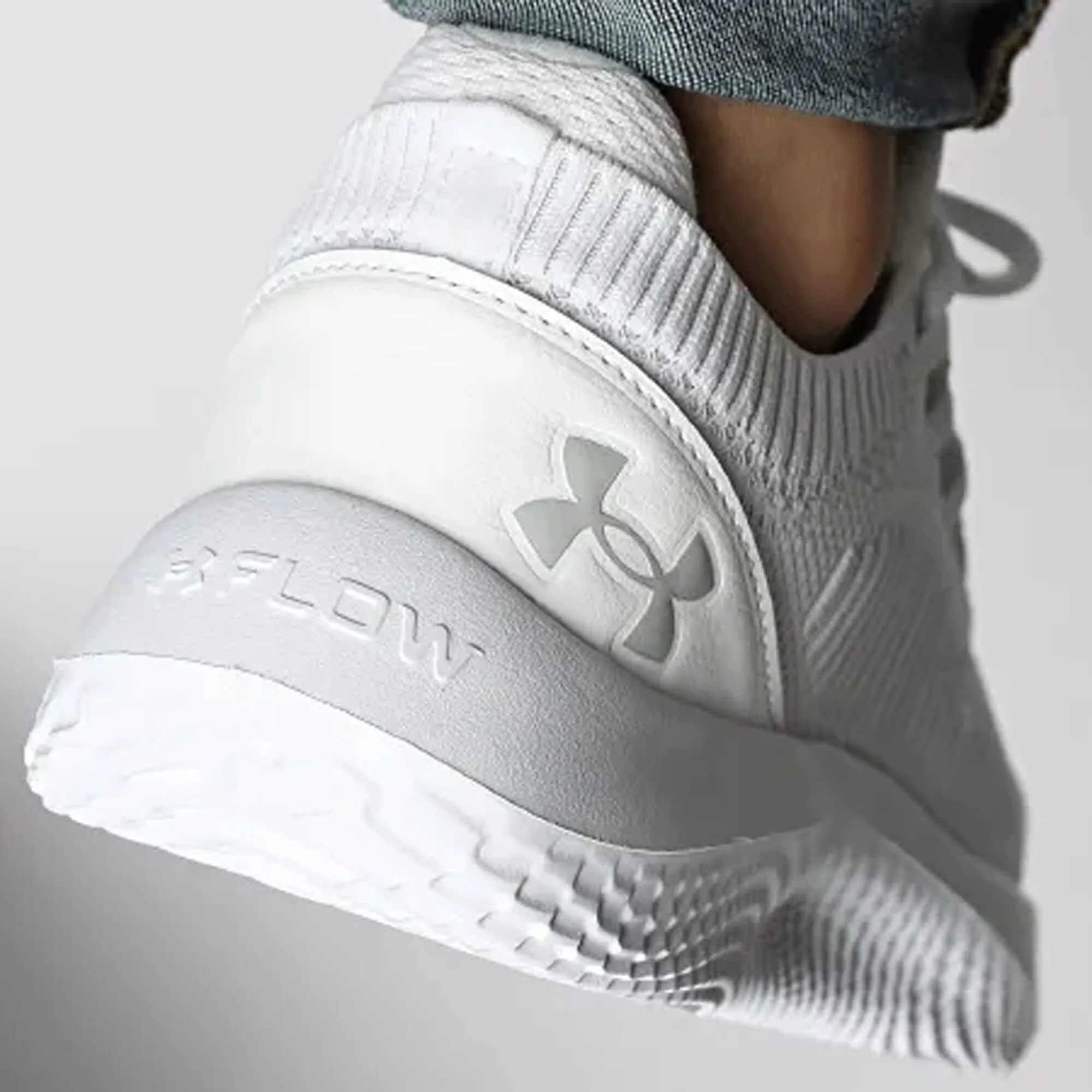 03_UA_Dynamic_2_heel.jpg