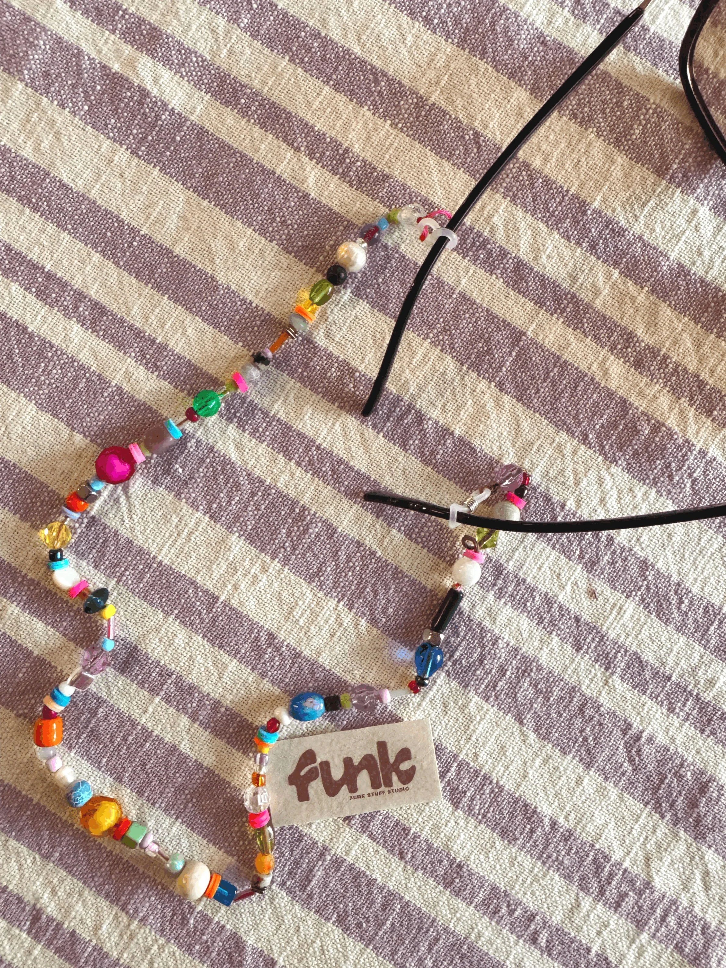 Beaded Glasses Chain