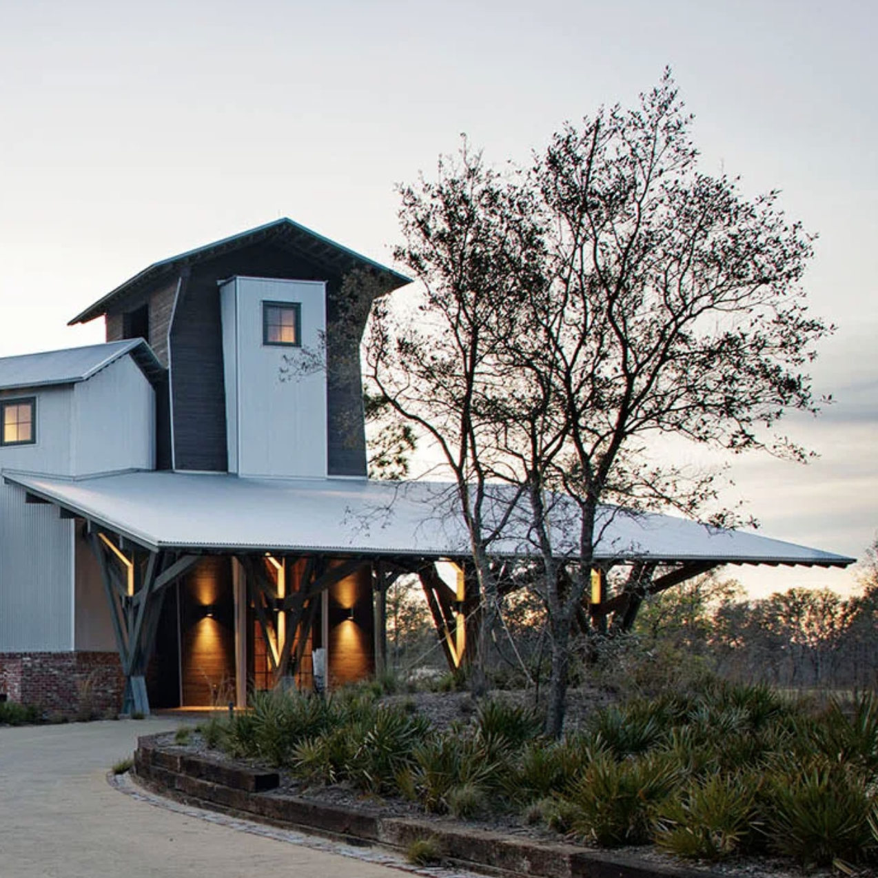 Thomas & Denzinger Architects