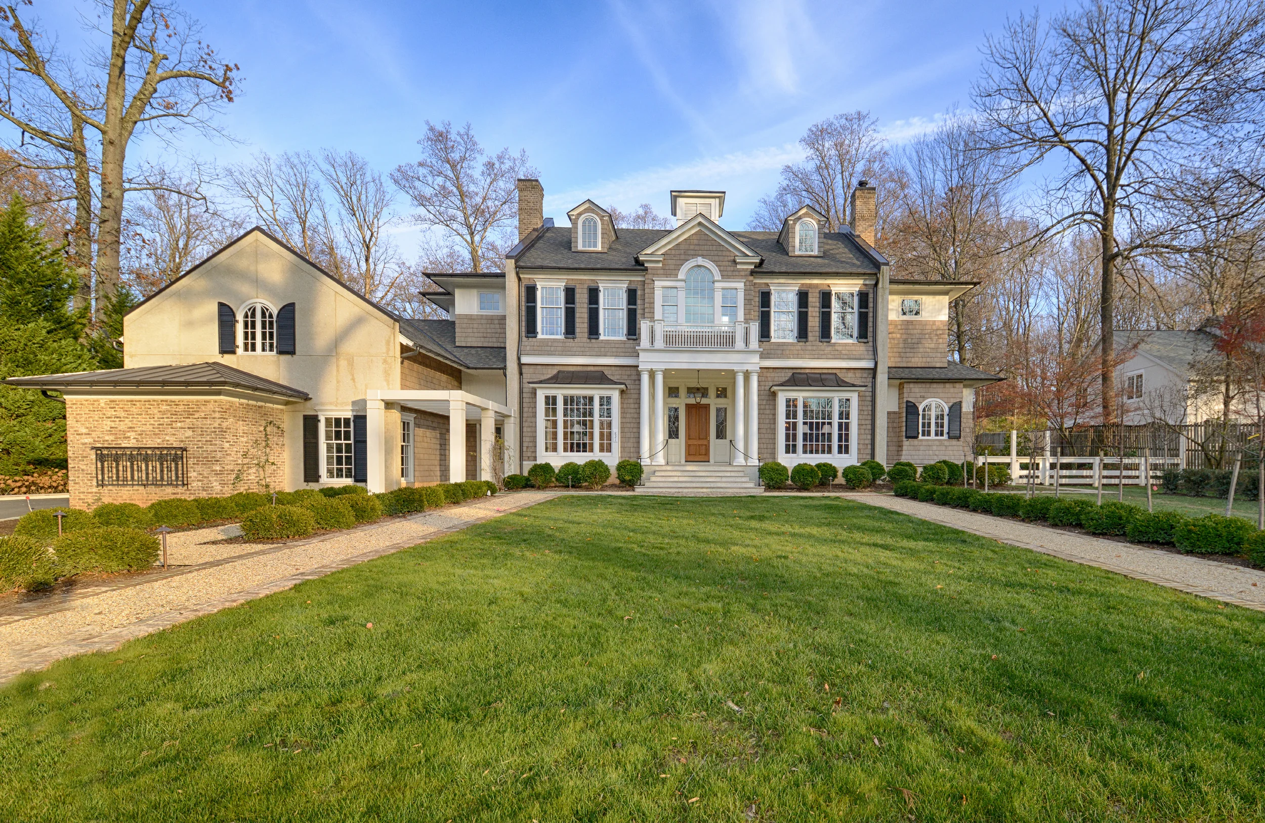 New Residence Firm: Johnson &amp; Associates/Architects, Inc. Architect: Robert S. Johnson, AIA