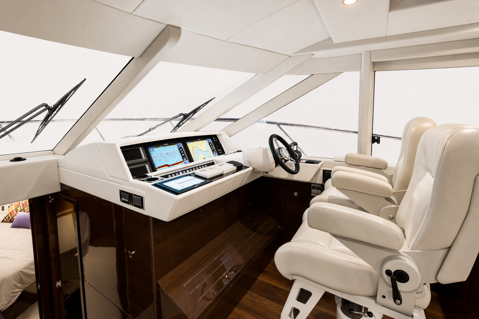 An image of a Elandra 53