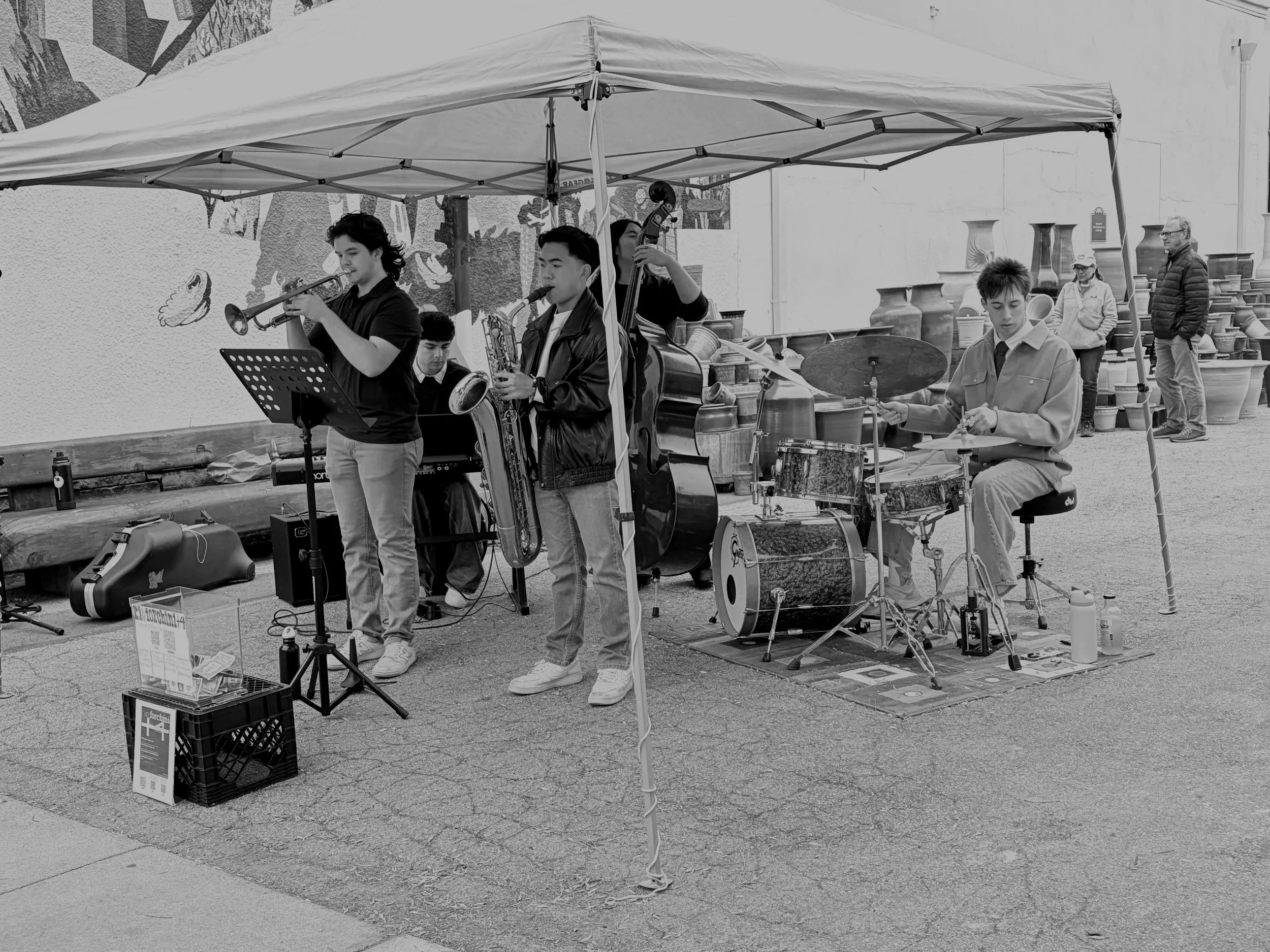 Rio Forchini plus four at the Half Moon bay Wine and Jazz Festival