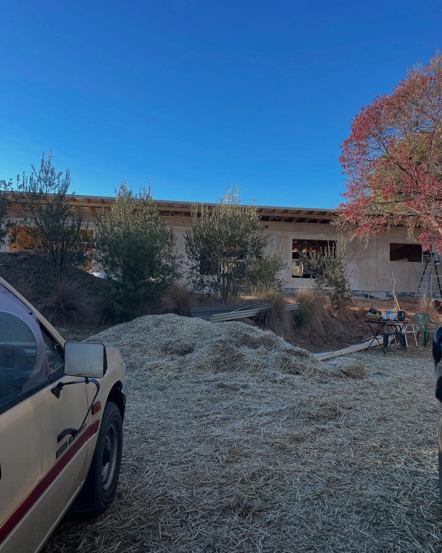 Well, winter is here! Super morning for some regional site visits, including a neat @lunos_deutschland ventilation system for this strawbale home by @spacebale